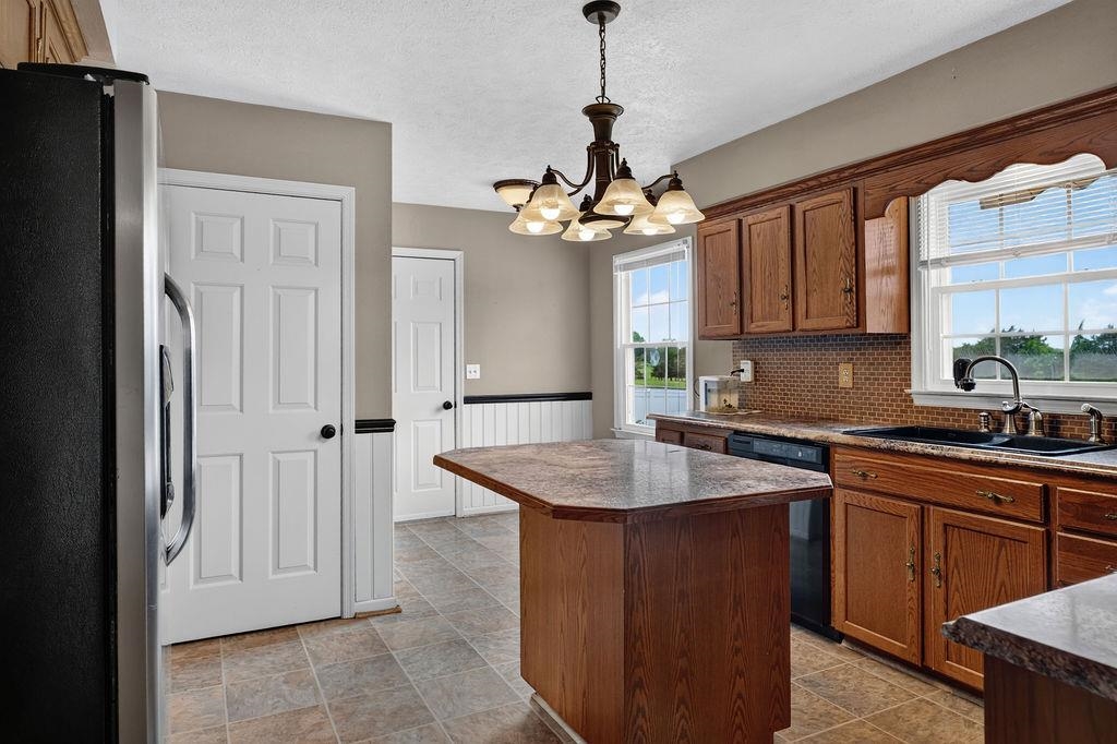848 BATTLEFIELD DR, FORT DEFIANCE, Virginia 24437, 3 Bedrooms Bedrooms, ,2 BathroomsBathrooms,Residential,Taylor,848 BATTLEFIELD DR,679655 MLS # 679655 848 BATTLEFIELD DR, FORT DEFIANCE, Virginia 24437, 3 Bedrooms Bedrooms, ,2 BathroomsBathrooms,Residential,Taylor,848 BATTLEFIELD DR,679655 MLS # 679655