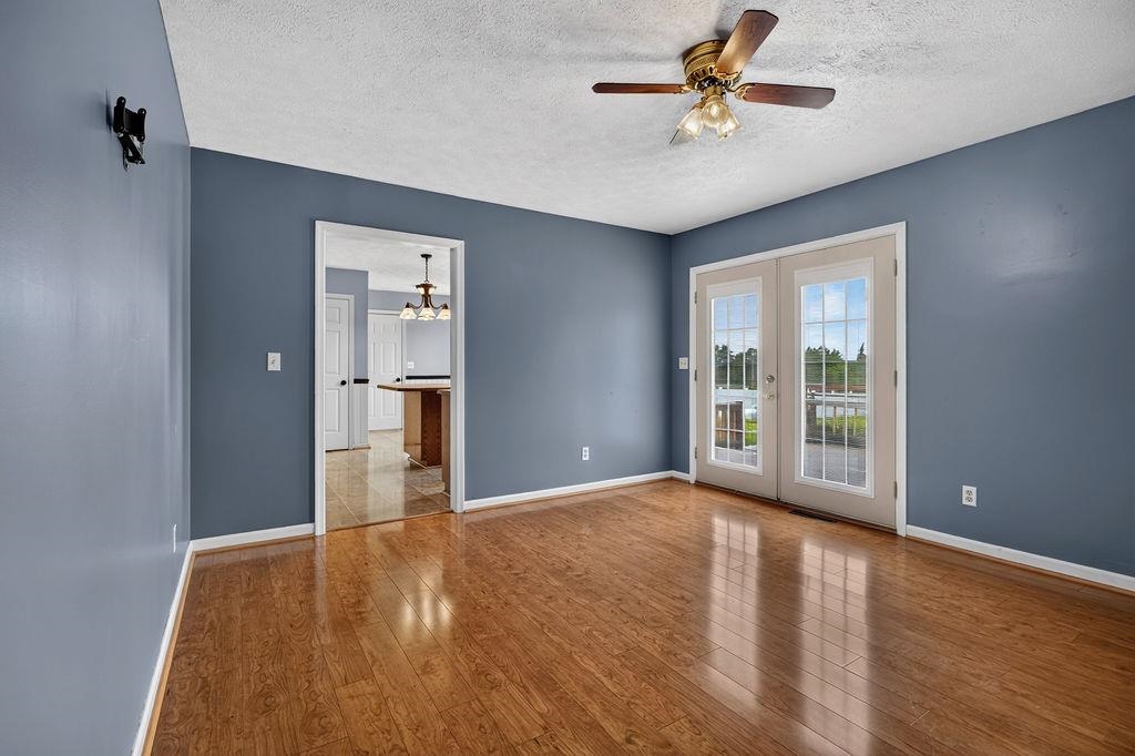 848 BATTLEFIELD DR, FORT DEFIANCE, Virginia 24437, 3 Bedrooms Bedrooms, ,2 BathroomsBathrooms,Residential,Taylor,848 BATTLEFIELD DR,679655 MLS # 679655 848 BATTLEFIELD DR, FORT DEFIANCE, Virginia 24437, 3 Bedrooms Bedrooms, ,2 BathroomsBathrooms,Residential,Taylor,848 BATTLEFIELD DR,679655 MLS # 679655