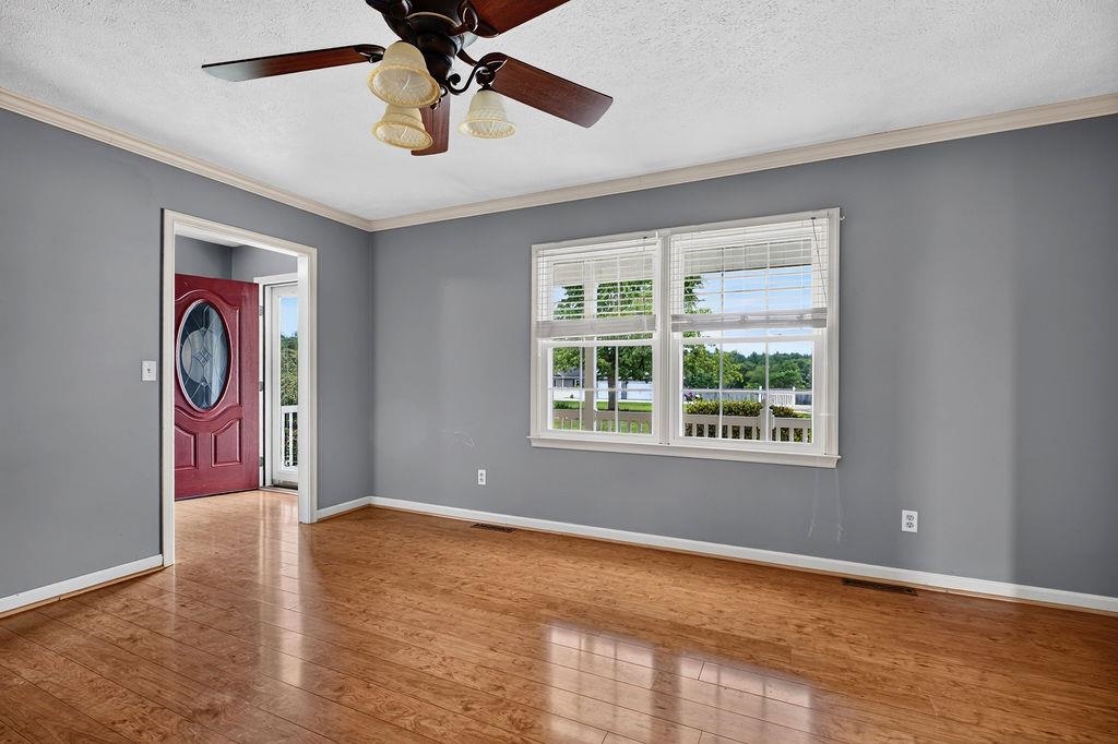 848 BATTLEFIELD DR, FORT DEFIANCE, Virginia 24437, 3 Bedrooms Bedrooms, ,2 BathroomsBathrooms,Residential,Taylor,848 BATTLEFIELD DR,679655 MLS # 679655 848 BATTLEFIELD DR, FORT DEFIANCE, Virginia 24437, 3 Bedrooms Bedrooms, ,2 BathroomsBathrooms,Residential,Taylor,848 BATTLEFIELD DR,679655 MLS # 679655