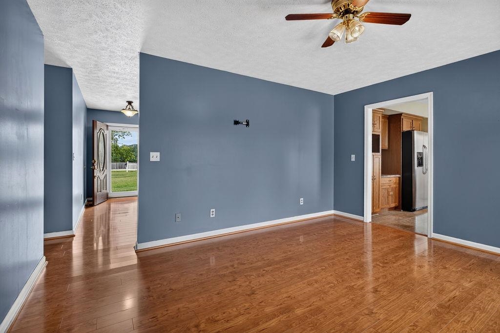 848 BATTLEFIELD DR, FORT DEFIANCE, Virginia 24437, 3 Bedrooms Bedrooms, ,2 BathroomsBathrooms,Residential,Taylor,848 BATTLEFIELD DR,679655 MLS # 679655 848 BATTLEFIELD DR, FORT DEFIANCE, Virginia 24437, 3 Bedrooms Bedrooms, ,2 BathroomsBathrooms,Residential,Taylor,848 BATTLEFIELD DR,679655 MLS # 679655