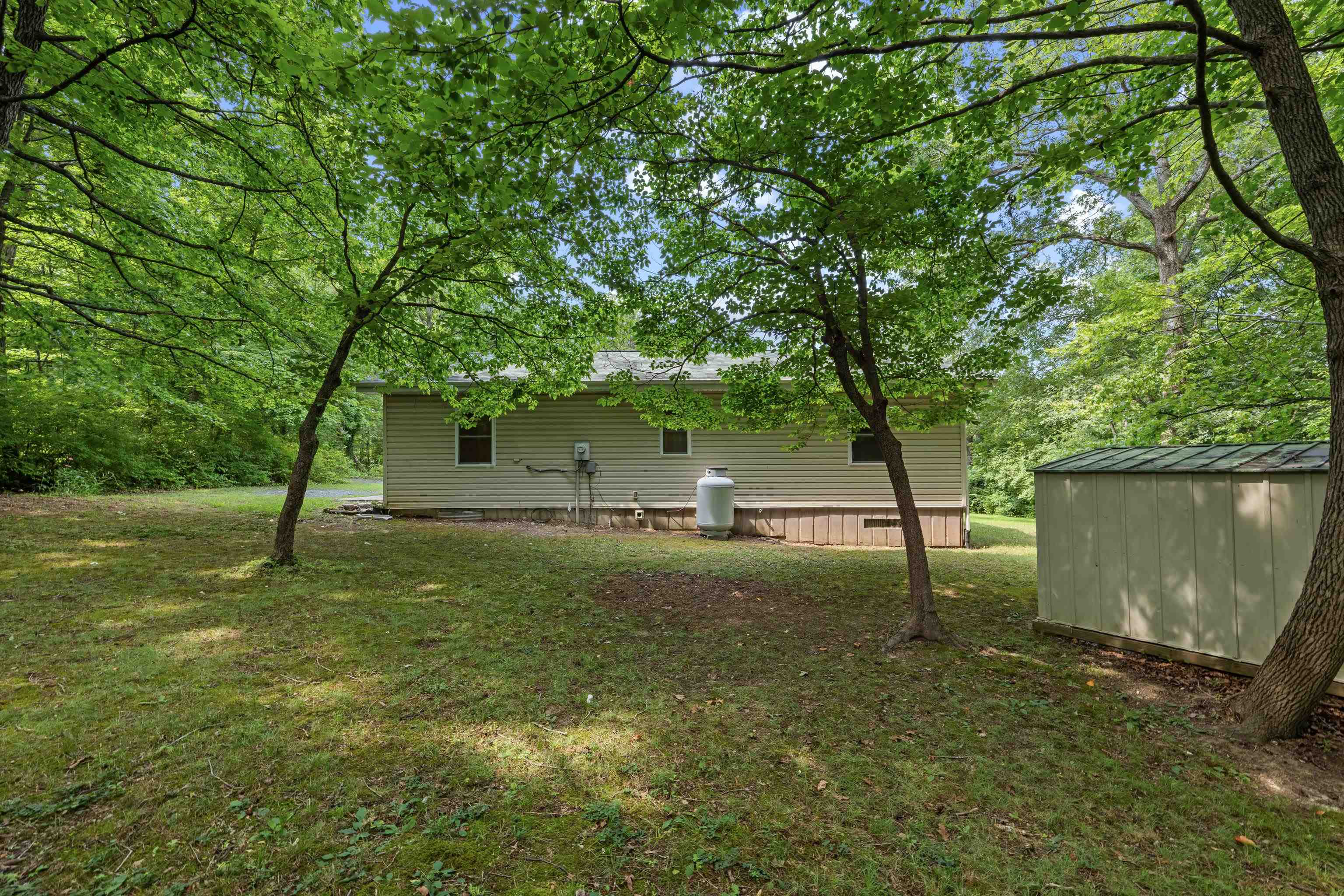 1077 FLEMING PARK RD, MOUNT JACKSON, Virginia 22842, 2 Bedrooms Bedrooms, ,1 BathroomBathrooms,Residential,1077 FLEMING PARK RD,679664 MLS # 679664 1077 FLEMING PARK RD, MOUNT JACKSON, Virginia 22842, 2 Bedrooms Bedrooms, ,1 BathroomBathrooms,Residential,1077 FLEMING PARK RD,679664 MLS # 679664