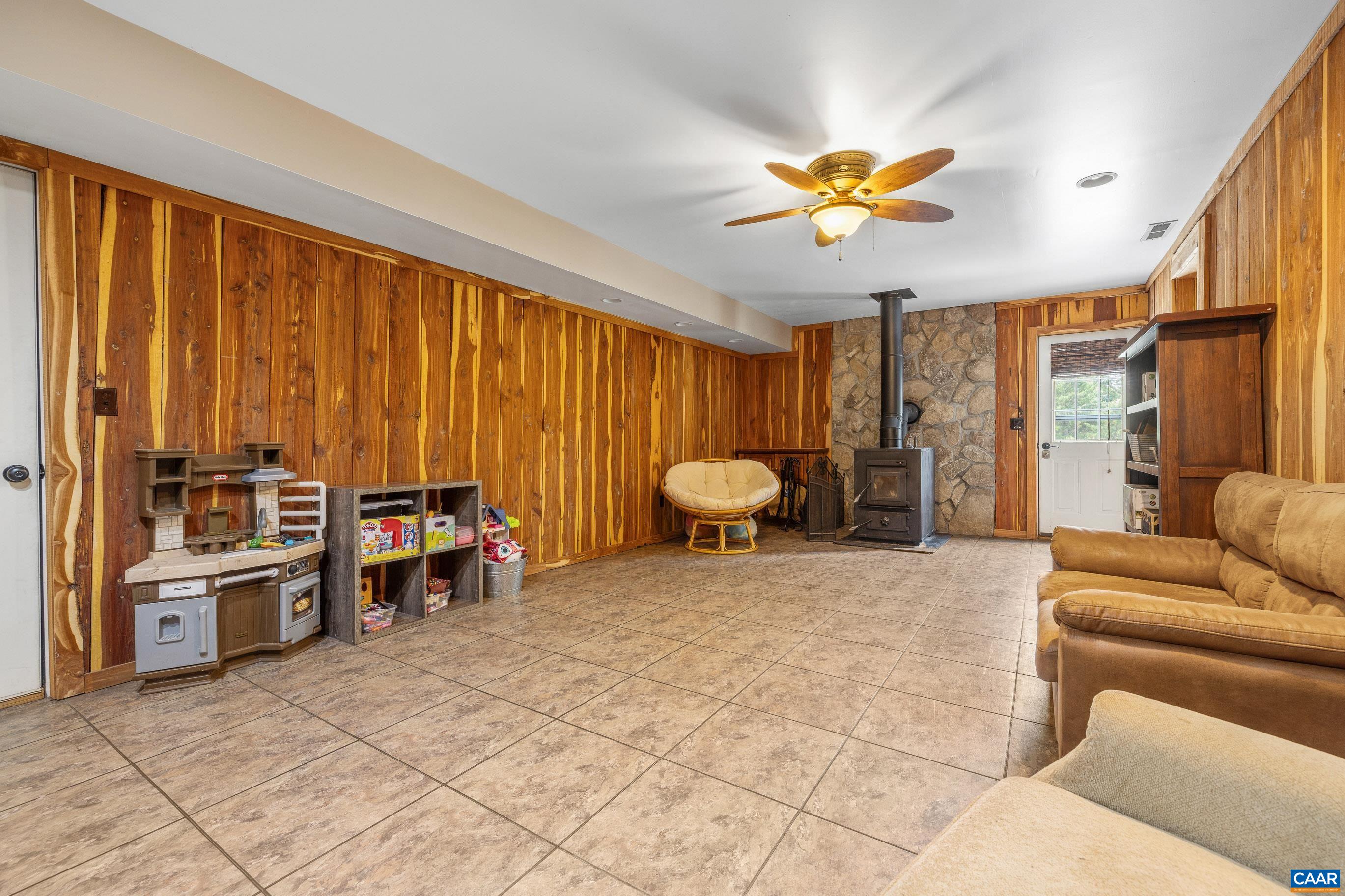 103 ORCHARD PARK RD, PALMYRA, Virginia 22963, 3 Bedrooms Bedrooms, ,4 BathroomsBathrooms,Residential,103 ORCHARD PARK RD,679670 MLS # 679670 103 ORCHARD PARK RD, PALMYRA, Virginia 22963, 3 Bedrooms Bedrooms, ,4 BathroomsBathrooms,Residential,103 ORCHARD PARK RD,679670 MLS # 679670