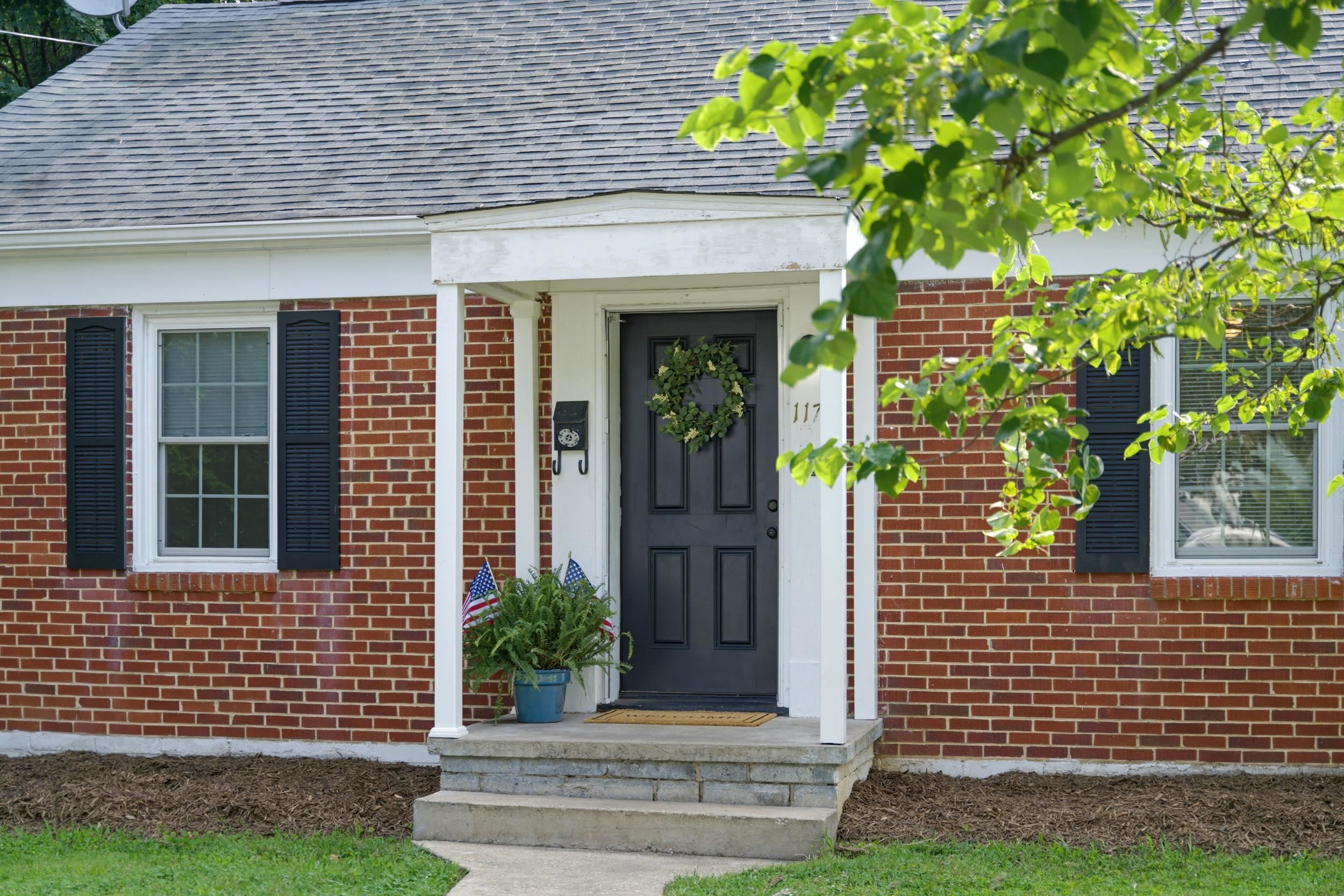 117 RIVER RD, WAYNESBORO, Virginia 22980, 4 Bedrooms Bedrooms, ,1 BathroomBathrooms,Residential,117 RIVER RD,679671 MLS # 679671 117 RIVER RD, WAYNESBORO, Virginia 22980, 4 Bedrooms Bedrooms, ,1 BathroomBathrooms,Residential,117 RIVER RD,679671 MLS # 679671