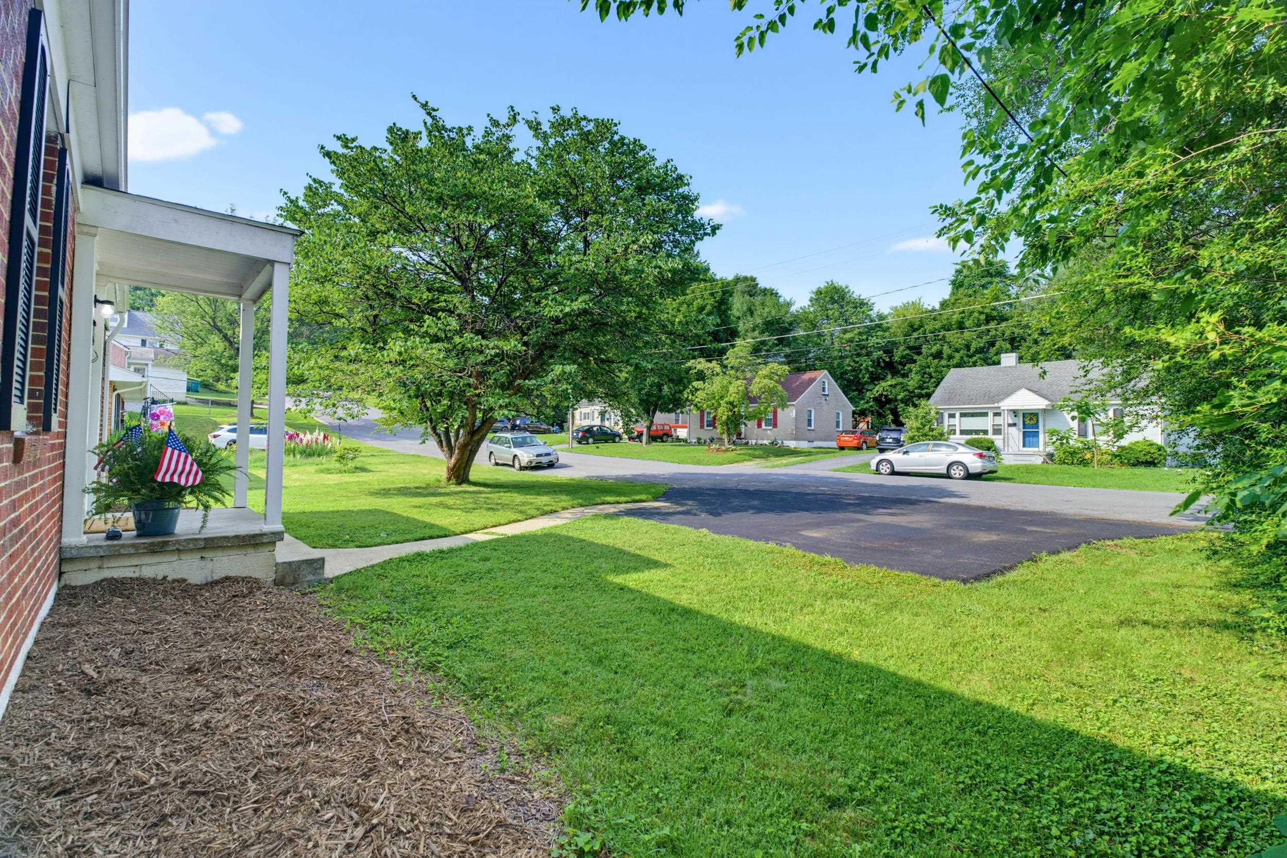 117 RIVER RD, WAYNESBORO, Virginia 22980, 4 Bedrooms Bedrooms, ,1 BathroomBathrooms,Residential,117 RIVER RD,679671 MLS # 679671 117 RIVER RD, WAYNESBORO, Virginia 22980, 4 Bedrooms Bedrooms, ,1 BathroomBathrooms,Residential,117 RIVER RD,679671 MLS # 679671