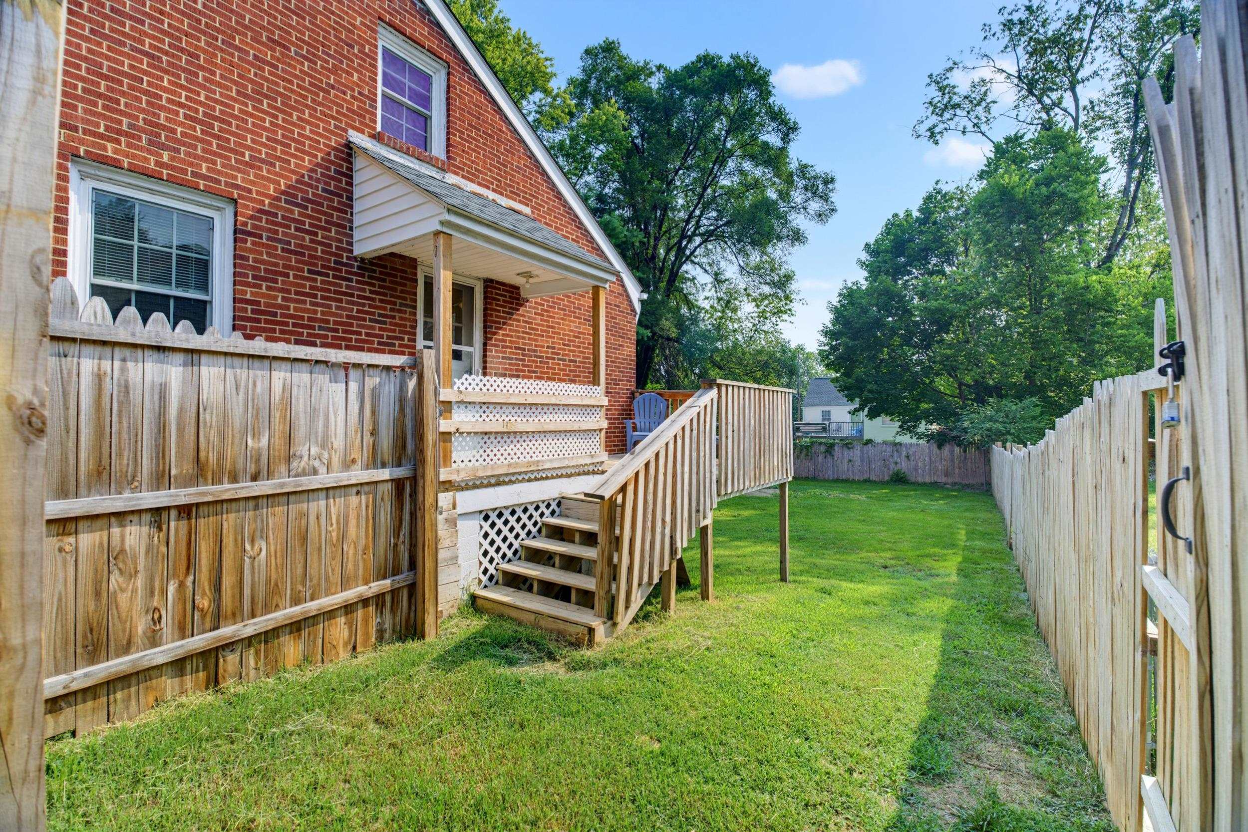 117 RIVER RD, WAYNESBORO, Virginia 22980, 4 Bedrooms Bedrooms, ,1 BathroomBathrooms,Residential,117 RIVER RD,679671 MLS # 679671 117 RIVER RD, WAYNESBORO, Virginia 22980, 4 Bedrooms Bedrooms, ,1 BathroomBathrooms,Residential,117 RIVER RD,679671 MLS # 679671