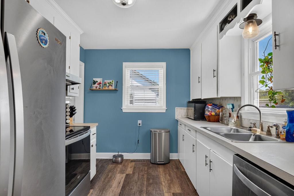 2212 MT VERNON ST, WAYNESBORO, Virginia 22980, 3 Bedrooms Bedrooms, ,2 BathroomsBathrooms,Residential,2212 MT VERNON ST,2212 MT VERNON ST,679678 MLS # 679678 2212 MT VERNON ST, WAYNESBORO, Virginia 22980, 3 Bedrooms Bedrooms, ,2 BathroomsBathrooms,Residential,2212 MT VERNON ST,2212 MT VERNON ST,679678 MLS # 679678