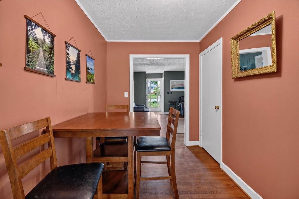 2212 MT VERNON ST, WAYNESBORO, Virginia 22980, 3 Bedrooms Bedrooms, ,2 BathroomsBathrooms,Residential,2212 MT VERNON ST,2212 MT VERNON ST,679678 MLS # 679678 2212 MT VERNON ST, WAYNESBORO, Virginia 22980, 3 Bedrooms Bedrooms, ,2 BathroomsBathrooms,Residential,2212 MT VERNON ST,2212 MT VERNON ST,679678 MLS # 679678