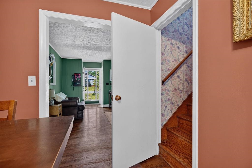 2212 MT VERNON ST, WAYNESBORO, Virginia 22980, 3 Bedrooms Bedrooms, ,2 BathroomsBathrooms,Residential,2212 MT VERNON ST,2212 MT VERNON ST,679678 MLS # 679678 2212 MT VERNON ST, WAYNESBORO, Virginia 22980, 3 Bedrooms Bedrooms, ,2 BathroomsBathrooms,Residential,2212 MT VERNON ST,2212 MT VERNON ST,679678 MLS # 679678