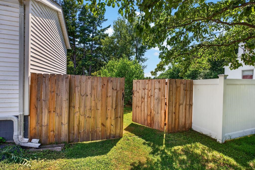 2212 MT VERNON ST, WAYNESBORO, Virginia 22980, 3 Bedrooms Bedrooms, ,2 BathroomsBathrooms,Residential,2212 MT VERNON ST,2212 MT VERNON ST,679678 MLS # 679678 2212 MT VERNON ST, WAYNESBORO, Virginia 22980, 3 Bedrooms Bedrooms, ,2 BathroomsBathrooms,Residential,2212 MT VERNON ST,2212 MT VERNON ST,679678 MLS # 679678