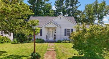 2212 MT VERNON ST, WAYNESBORO, Virginia 22980, 3 Bedrooms Bedrooms, ,2 BathroomsBathrooms,Residential,2212 MT VERNON ST,2212 MT VERNON ST,679678 MLS # 679678