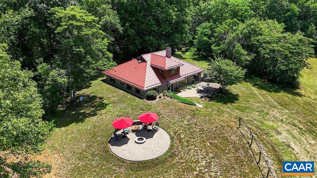 10598 PATRICK HENRY HWY, ROSELAND, Virginia 22967, 3 Bedrooms Bedrooms, ,2 BathroomsBathrooms,Residential,10598 PATRICK HENRY HWY,679679 MLS # 679679 10598 PATRICK HENRY HWY, ROSELAND, Virginia 22967, 3 Bedrooms Bedrooms, ,2 BathroomsBathrooms,Residential,10598 PATRICK HENRY HWY,679679 MLS # 679679