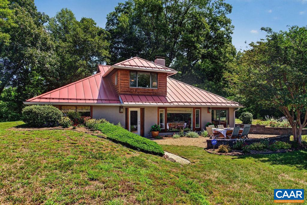 10598 PATRICK HENRY HWY, ROSELAND, Virginia 22967, 3 Bedrooms Bedrooms, ,2 BathroomsBathrooms,Residential,10598 PATRICK HENRY HWY,679679 MLS # 679679 10598 PATRICK HENRY HWY, ROSELAND, Virginia 22967, 3 Bedrooms Bedrooms, ,2 BathroomsBathrooms,Residential,10598 PATRICK HENRY HWY,679679 MLS # 679679
