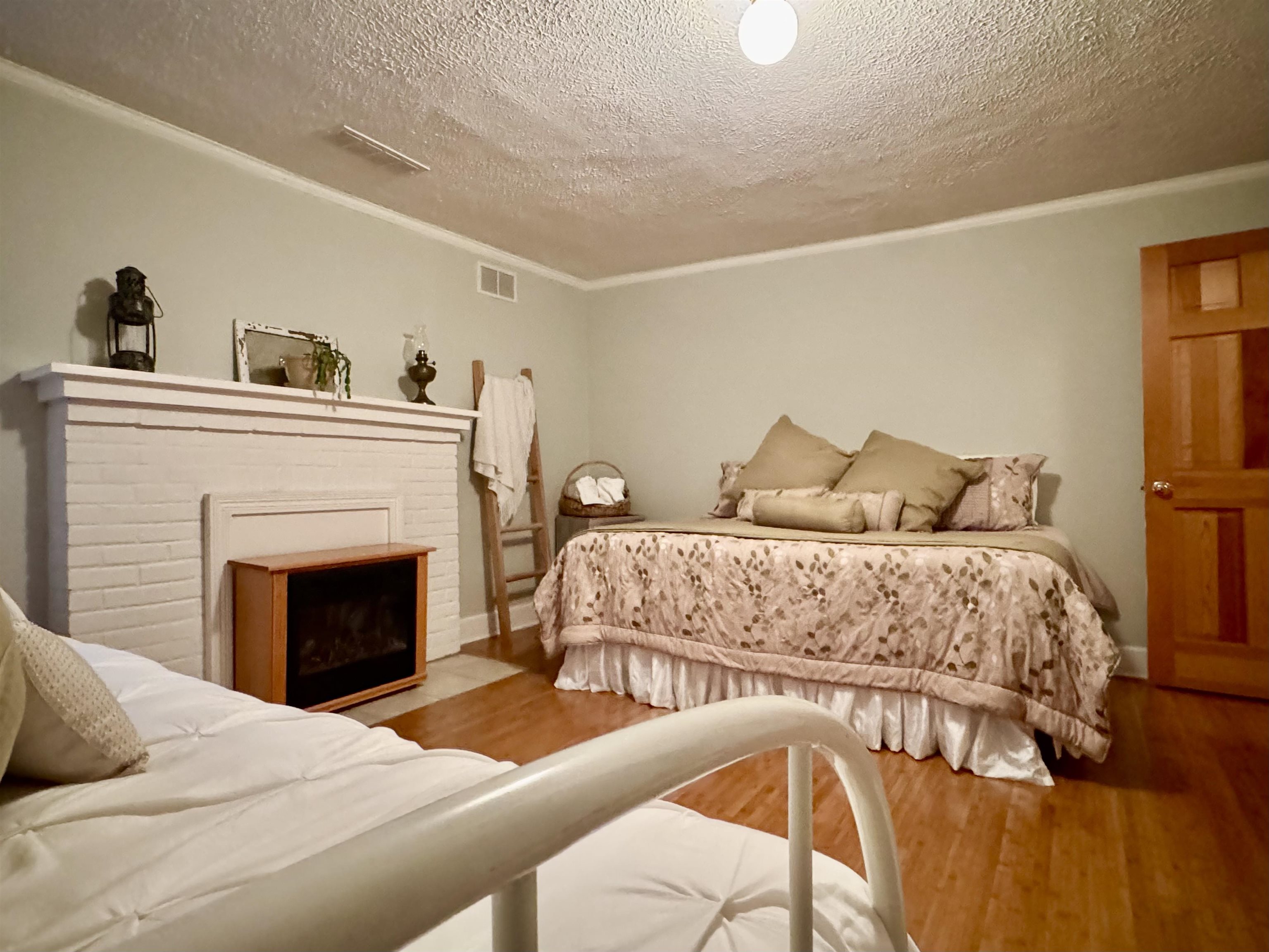 929 BROWNINGS CV, SHIPMAN, Virginia 22971, 5 Bedrooms Bedrooms, ,3 BathroomsBathrooms,Residential,929 BROWNINGS CV,679685 MLS # 679685 929 BROWNINGS CV, SHIPMAN, Virginia 22971, 5 Bedrooms Bedrooms, ,3 BathroomsBathrooms,Residential,929 BROWNINGS CV,679685 MLS # 679685