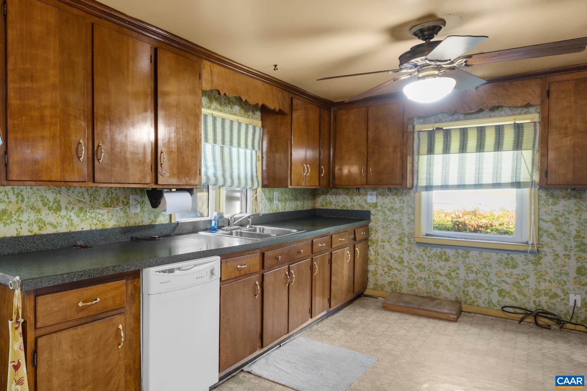 572 MAXFIELD RD, KESWICK, Virginia 22947, 3 Bedrooms Bedrooms, ,2 BathroomsBathrooms,Residential,572 MAXFIELD RD,679686 MLS # 679686 572 MAXFIELD RD, KESWICK, Virginia 22947, 3 Bedrooms Bedrooms, ,2 BathroomsBathrooms,Residential,572 MAXFIELD RD,679686 MLS # 679686