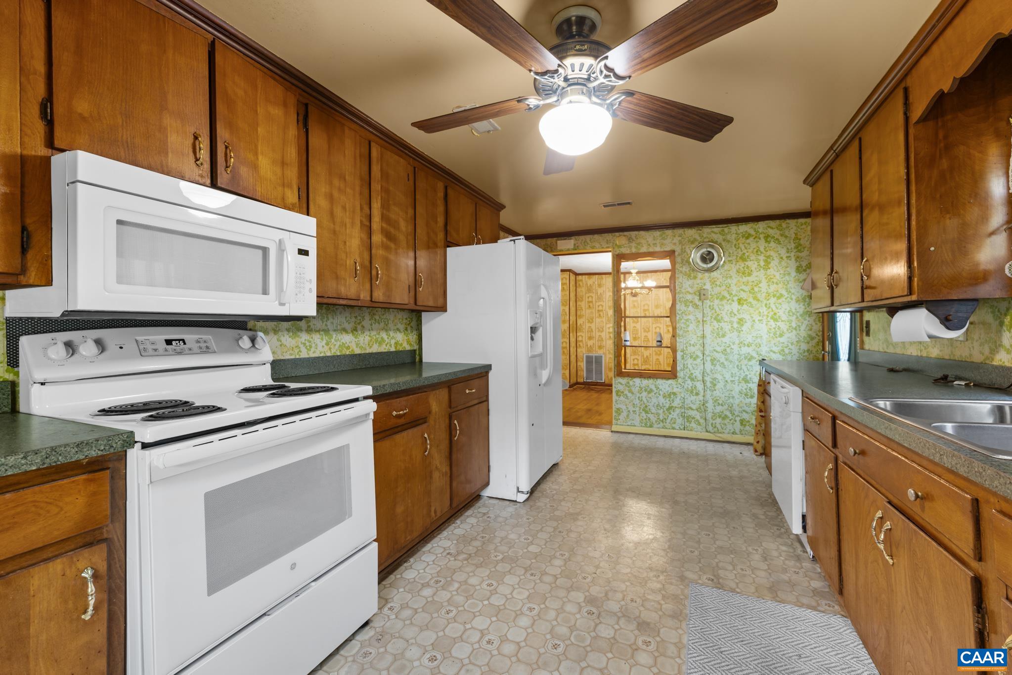 572 MAXFIELD RD, KESWICK, Virginia 22947, 3 Bedrooms Bedrooms, ,2 BathroomsBathrooms,Residential,572 MAXFIELD RD,679686 MLS # 679686 572 MAXFIELD RD, KESWICK, Virginia 22947, 3 Bedrooms Bedrooms, ,2 BathroomsBathrooms,Residential,572 MAXFIELD RD,679686 MLS # 679686