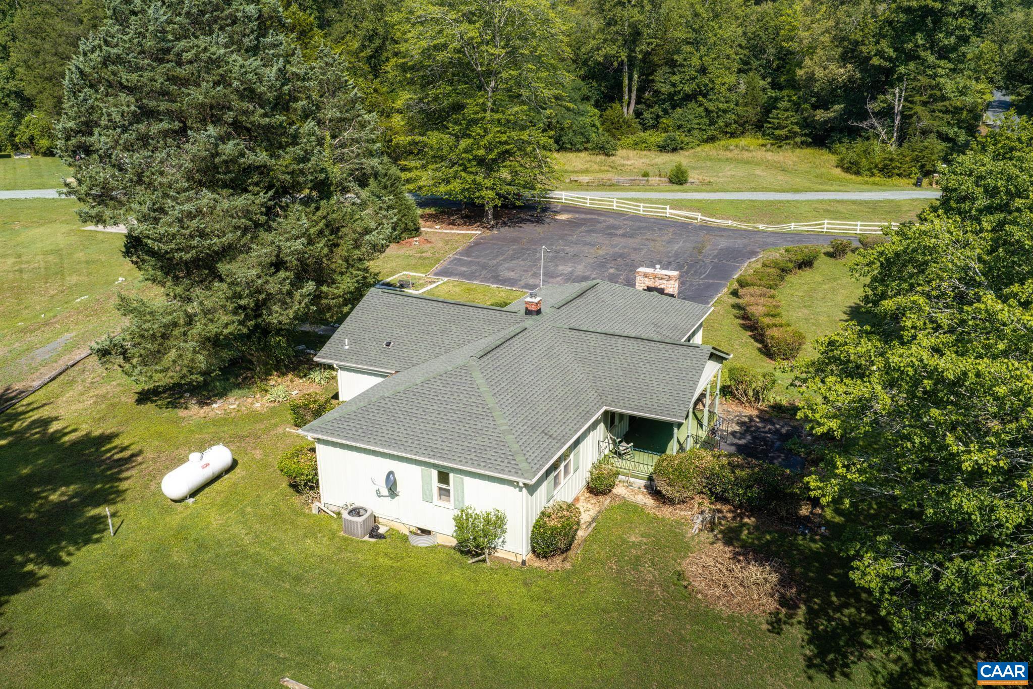 572 MAXFIELD RD, KESWICK, Virginia 22947, 3 Bedrooms Bedrooms, ,2 BathroomsBathrooms,Residential,572 MAXFIELD RD,679686 MLS # 679686 572 MAXFIELD RD, KESWICK, Virginia 22947, 3 Bedrooms Bedrooms, ,2 BathroomsBathrooms,Residential,572 MAXFIELD RD,679686 MLS # 679686