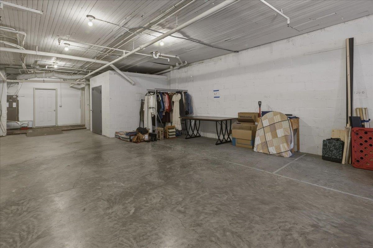 126 W BEVERLEY ST, STAUNTON, Virginia 24401, ,Commercial,126 W BEVERLEY ST,679692 MLS # 679692 126 W BEVERLEY ST, STAUNTON, Virginia 24401, ,Commercial,126 W BEVERLEY ST,679692 MLS # 679692