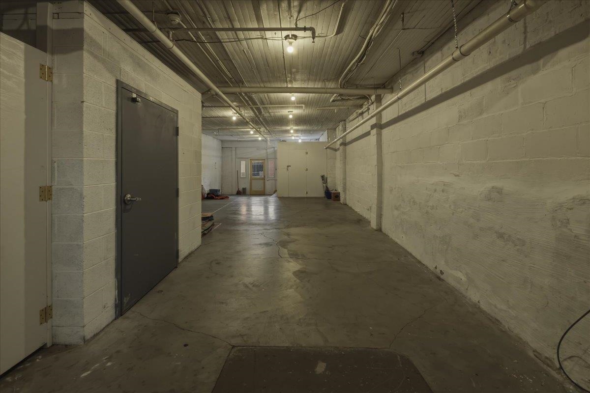 126 W BEVERLEY ST, STAUNTON, Virginia 24401, ,Commercial,126 W BEVERLEY ST,679692 MLS # 679692 126 W BEVERLEY ST, STAUNTON, Virginia 24401, ,Commercial,126 W BEVERLEY ST,679692 MLS # 679692