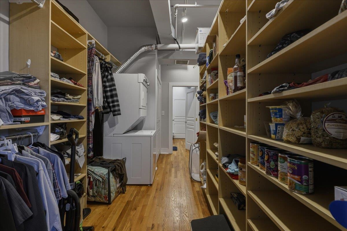 126 W BEVERLEY ST, STAUNTON, Virginia 24401, ,Commercial,126 W BEVERLEY ST,679692 MLS # 679692 126 W BEVERLEY ST, STAUNTON, Virginia 24401, ,Commercial,126 W BEVERLEY ST,679692 MLS # 679692