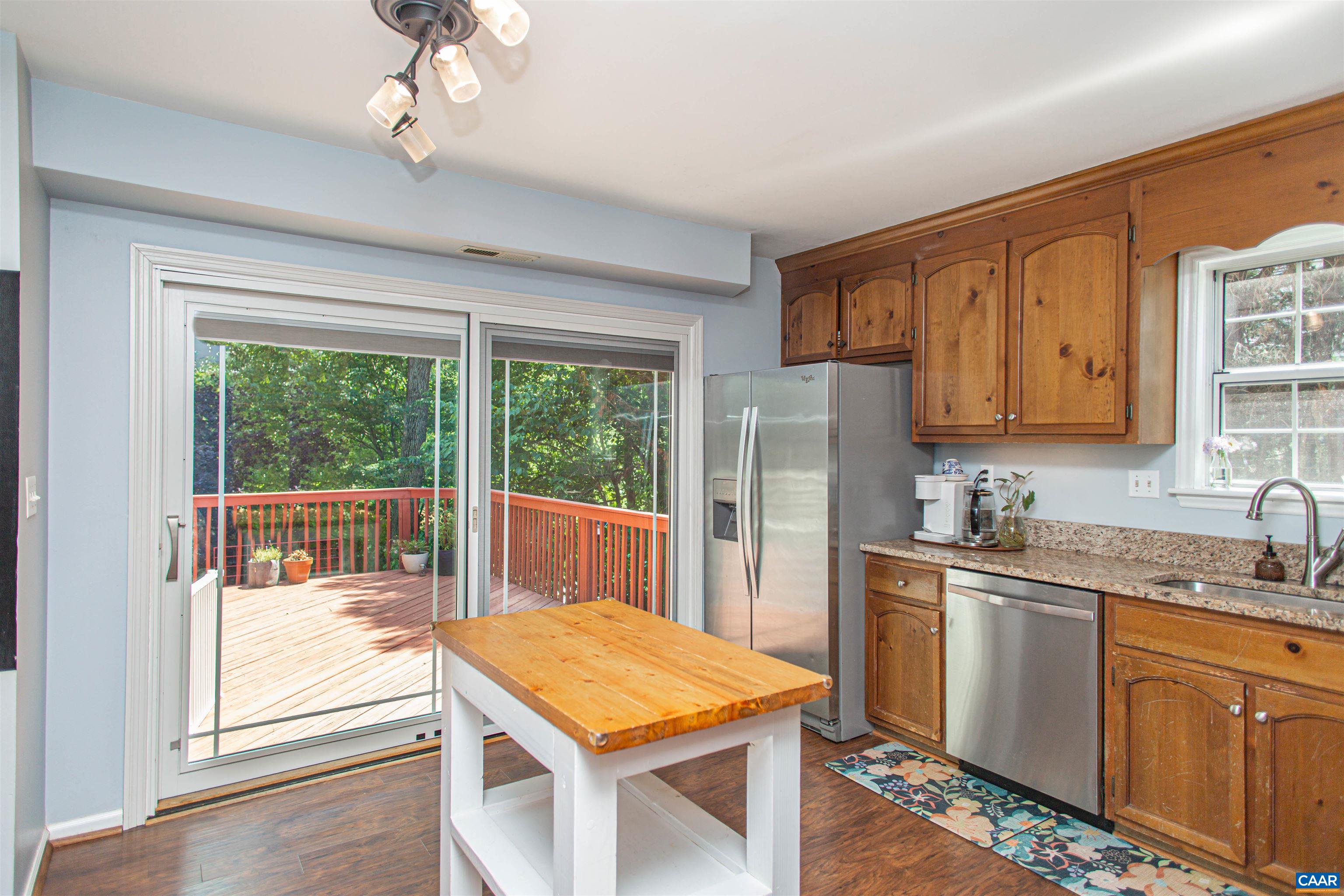 Includes access to the rear deck. Includes access to the rear deck.