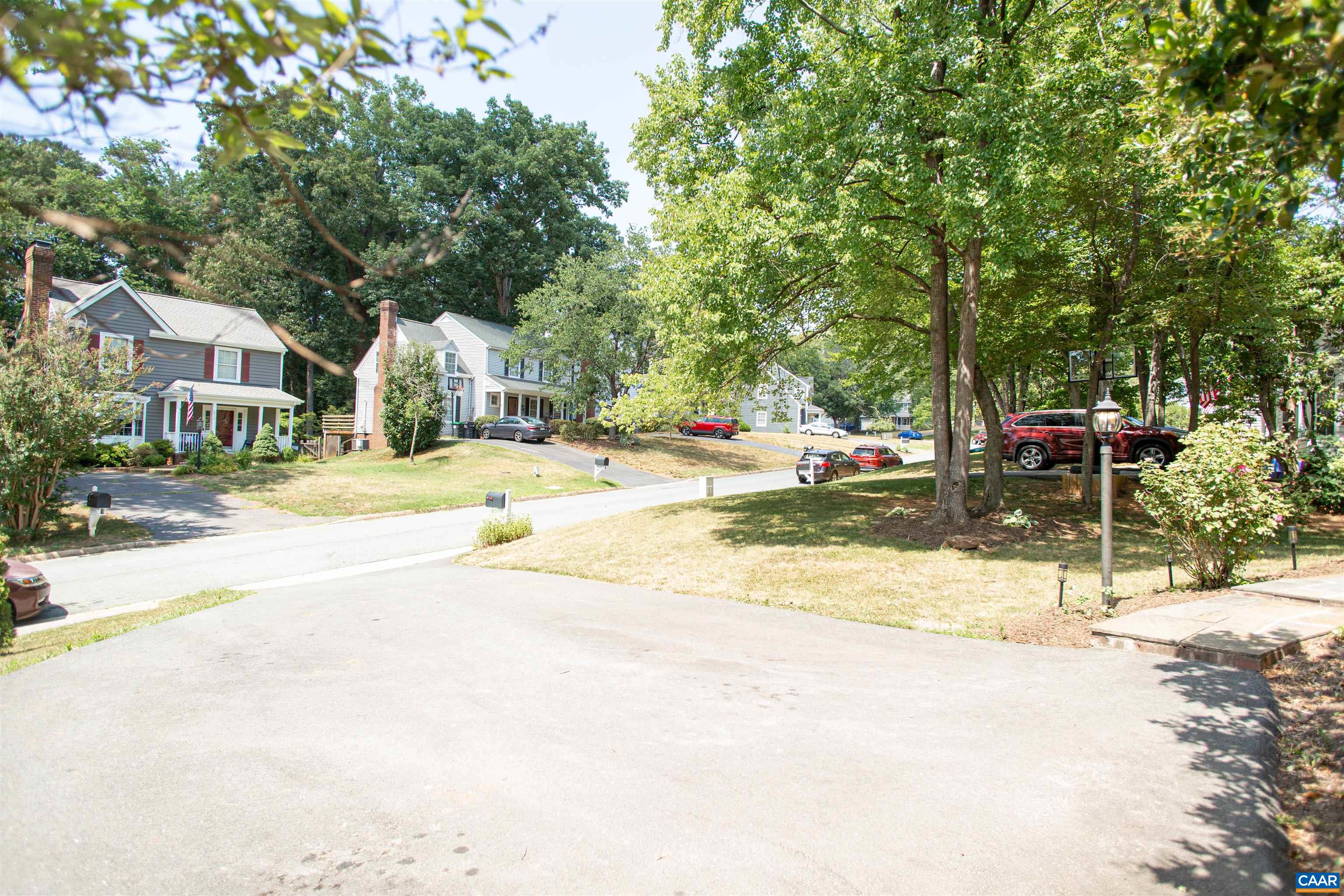 Located in Forest Lakes North with easy access to Harris Teeter, Target, Charlottesville Albemarle Airport, & NGIC. Located in Forest Lakes North with easy access to Harris Teeter, Target, Charlottesville Albemarle Airport, & NGIC.