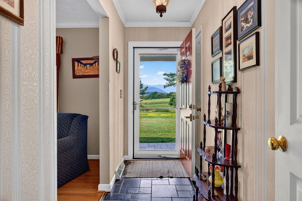 120 TRINITY POINT RD, SWOOPE, Virginia 24479, 3 Bedrooms Bedrooms, ,3 BathroomsBathrooms,Residential,120 TRINITY POINT RD,679687 MLS # 679687 120 TRINITY POINT RD, SWOOPE, Virginia 24479, 3 Bedrooms Bedrooms, ,3 BathroomsBathrooms,Residential,120 TRINITY POINT RD,679687 MLS # 679687