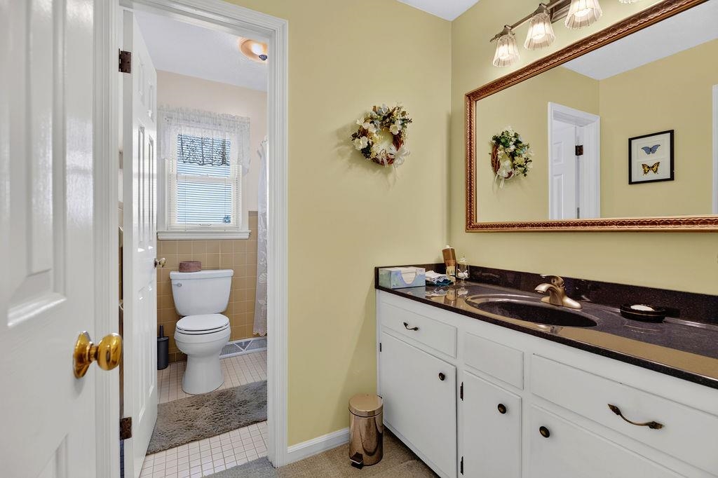 120 TRINITY POINT RD, SWOOPE, Virginia 24479, 3 Bedrooms Bedrooms, ,3 BathroomsBathrooms,Residential,120 TRINITY POINT RD,679687 MLS # 679687 120 TRINITY POINT RD, SWOOPE, Virginia 24479, 3 Bedrooms Bedrooms, ,3 BathroomsBathrooms,Residential,120 TRINITY POINT RD,679687 MLS # 679687