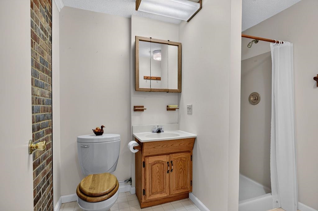 120 TRINITY POINT RD, SWOOPE, Virginia 24479, 3 Bedrooms Bedrooms, ,3 BathroomsBathrooms,Residential,120 TRINITY POINT RD,679687 MLS # 679687 120 TRINITY POINT RD, SWOOPE, Virginia 24479, 3 Bedrooms Bedrooms, ,3 BathroomsBathrooms,Residential,120 TRINITY POINT RD,679687 MLS # 679687