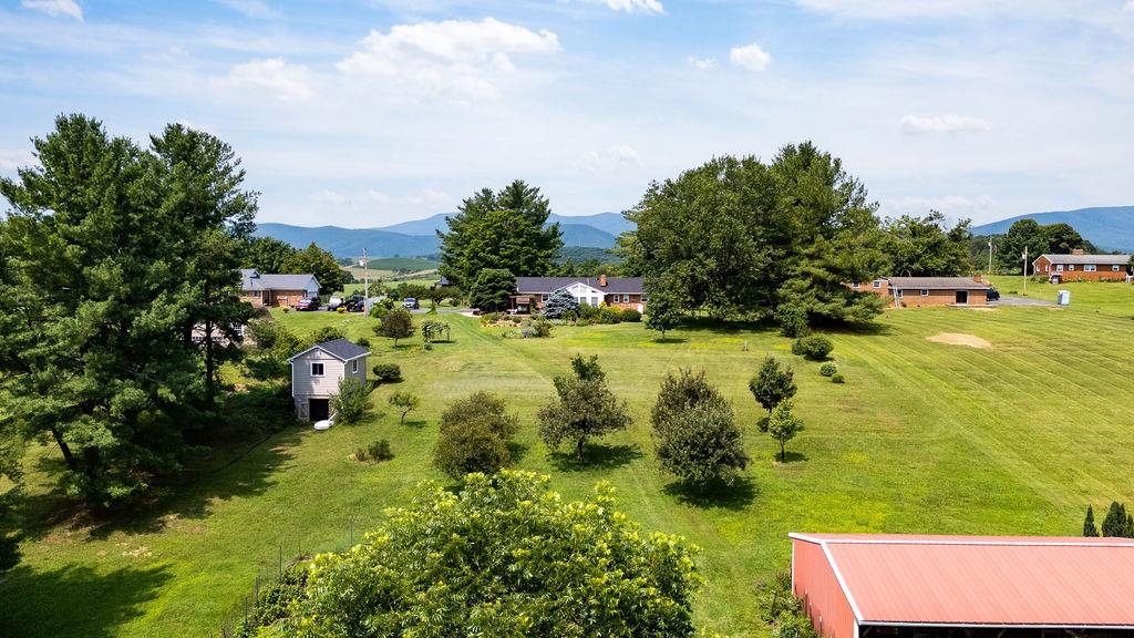 120 TRINITY POINT RD, SWOOPE, Virginia 24479, 3 Bedrooms Bedrooms, ,3 BathroomsBathrooms,Residential,120 TRINITY POINT RD,679687 MLS # 679687 120 TRINITY POINT RD, SWOOPE, Virginia 24479, 3 Bedrooms Bedrooms, ,3 BathroomsBathrooms,Residential,120 TRINITY POINT RD,679687 MLS # 679687
