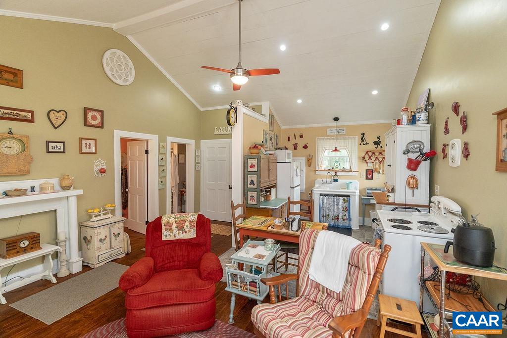 137 JEFFAL LN, SCOTTSVILLE, Virginia 24590, 1 Bedroom Bedrooms, ,1 BathroomBathrooms,Residential,137 JEFFAL LN,679688 MLS # 679688 137 JEFFAL LN, SCOTTSVILLE, Virginia 24590, 1 Bedroom Bedrooms, ,1 BathroomBathrooms,Residential,137 JEFFAL LN,679688 MLS # 679688