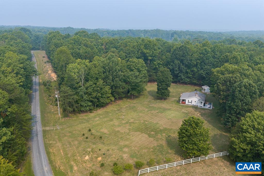 137 JEFFAL LN, SCOTTSVILLE, Virginia 24590, 1 Bedroom Bedrooms, ,1 BathroomBathrooms,Residential,137 JEFFAL LN,679688 MLS # 679688 137 JEFFAL LN, SCOTTSVILLE, Virginia 24590, 1 Bedroom Bedrooms, ,1 BathroomBathrooms,Residential,137 JEFFAL LN,679688 MLS # 679688