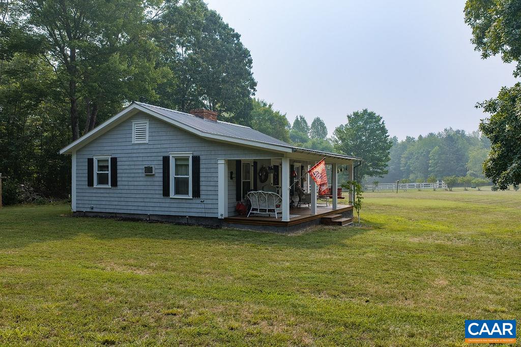 137 JEFFAL LN, SCOTTSVILLE, Virginia 24590, 1 Bedroom Bedrooms, ,1 BathroomBathrooms,Residential,137 JEFFAL LN,679688 MLS # 679688 137 JEFFAL LN, SCOTTSVILLE, Virginia 24590, 1 Bedroom Bedrooms, ,1 BathroomBathrooms,Residential,137 JEFFAL LN,679688 MLS # 679688