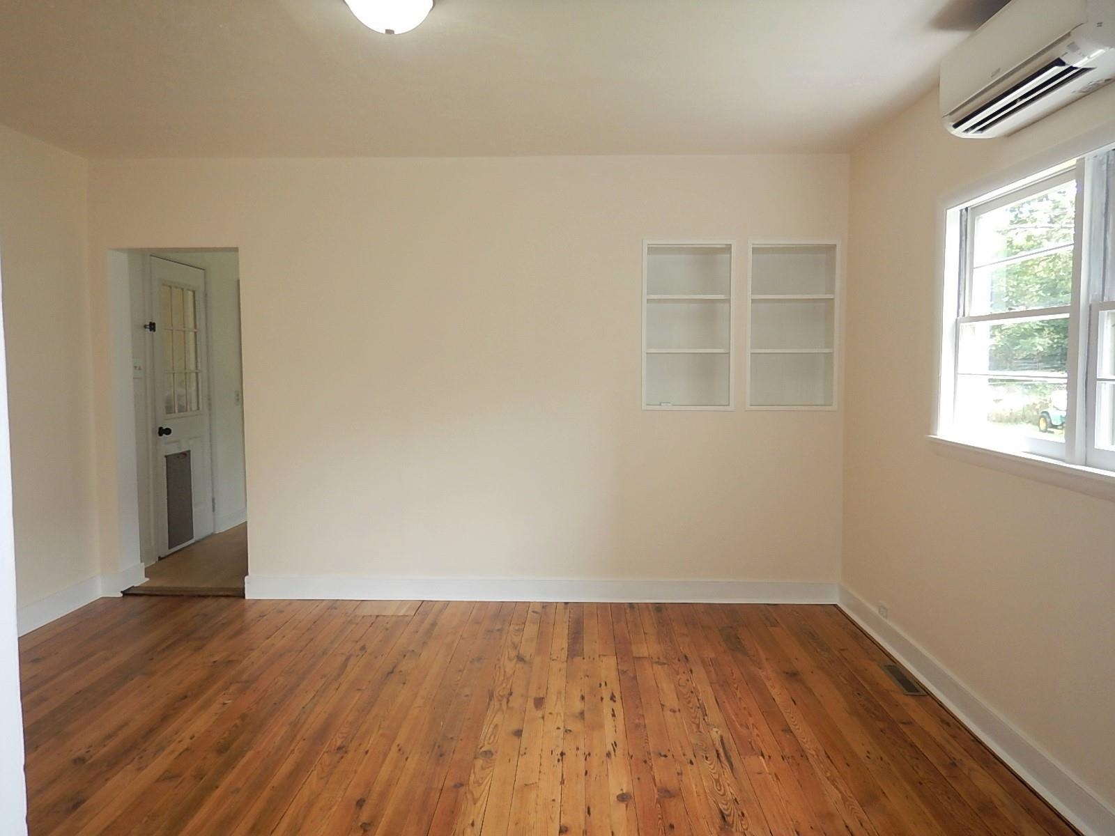 3615 MIDDLEBROOK VILLAGE RD, MIDDLEBROOK, Virginia 24459, 4 Bedrooms Bedrooms, ,1 BathroomBathrooms,Residential,3615 MIDDLEBROOK VILLAGE RD,679689 MLS # 679689 3615 MIDDLEBROOK VILLAGE RD, MIDDLEBROOK, Virginia 24459, 4 Bedrooms Bedrooms, ,1 BathroomBathrooms,Residential,3615 MIDDLEBROOK VILLAGE RD,679689 MLS # 679689
