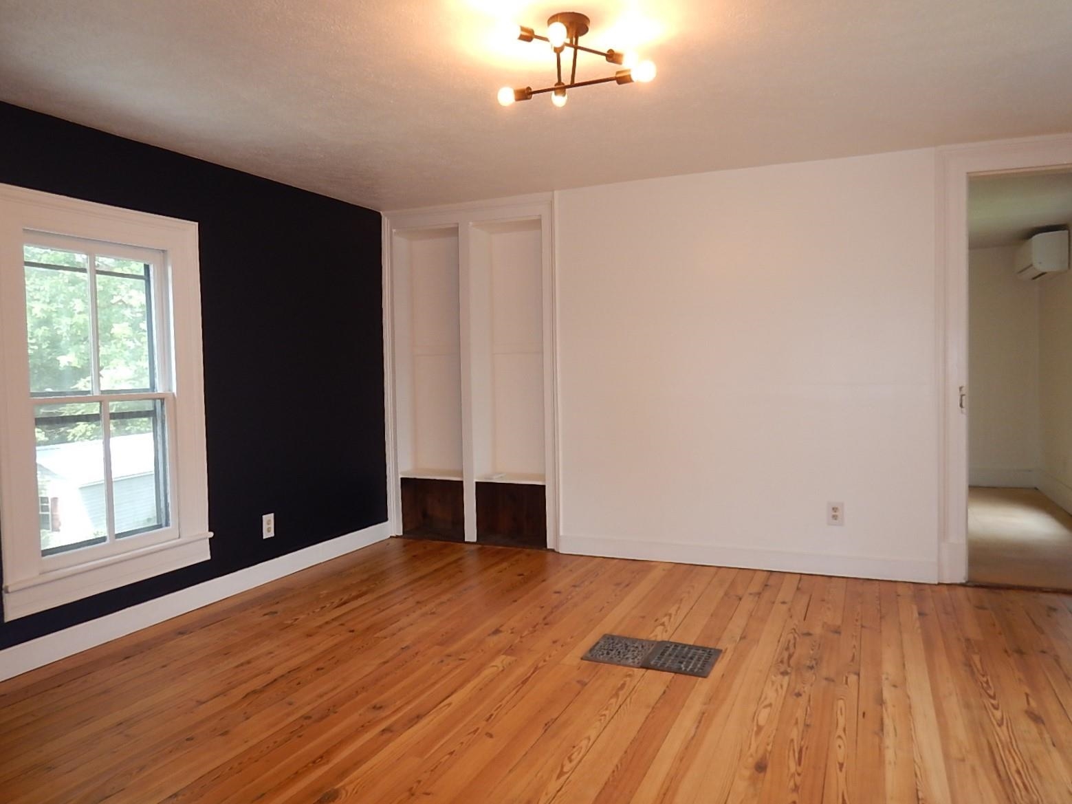 3615 MIDDLEBROOK VILLAGE RD, MIDDLEBROOK, Virginia 24459, 4 Bedrooms Bedrooms, ,1 BathroomBathrooms,Residential,3615 MIDDLEBROOK VILLAGE RD,679689 MLS # 679689 3615 MIDDLEBROOK VILLAGE RD, MIDDLEBROOK, Virginia 24459, 4 Bedrooms Bedrooms, ,1 BathroomBathrooms,Residential,3615 MIDDLEBROOK VILLAGE RD,679689 MLS # 679689