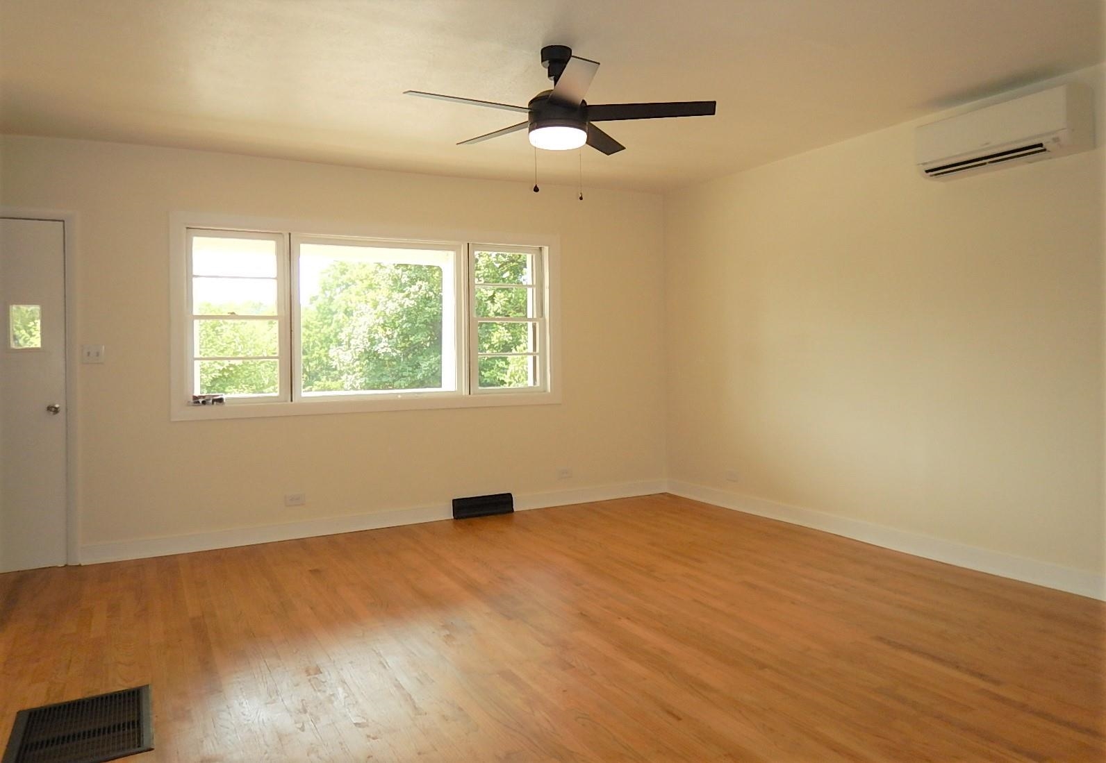 3615 MIDDLEBROOK VILLAGE RD, MIDDLEBROOK, Virginia 24459, 4 Bedrooms Bedrooms, ,1 BathroomBathrooms,Residential,3615 MIDDLEBROOK VILLAGE RD,679689 MLS # 679689 3615 MIDDLEBROOK VILLAGE RD, MIDDLEBROOK, Virginia 24459, 4 Bedrooms Bedrooms, ,1 BathroomBathrooms,Residential,3615 MIDDLEBROOK VILLAGE RD,679689 MLS # 679689