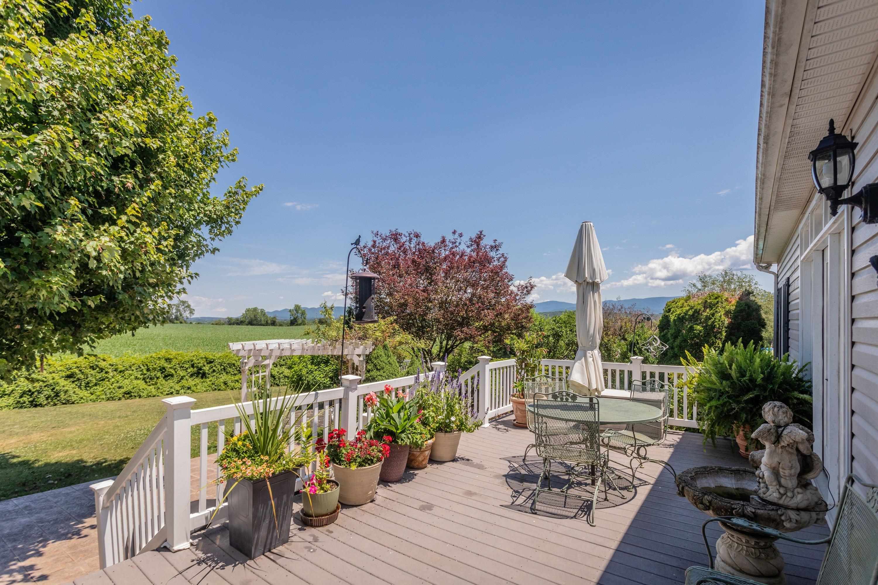 242 KENSINGTON DR, ELKTON, Virginia 22827, 3 Bedrooms Bedrooms, ,3 BathroomsBathrooms,Residential,242 KENSINGTON DR,679695 MLS # 679695 242 KENSINGTON DR, ELKTON, Virginia 22827, 3 Bedrooms Bedrooms, ,3 BathroomsBathrooms,Residential,242 KENSINGTON DR,679695 MLS # 679695