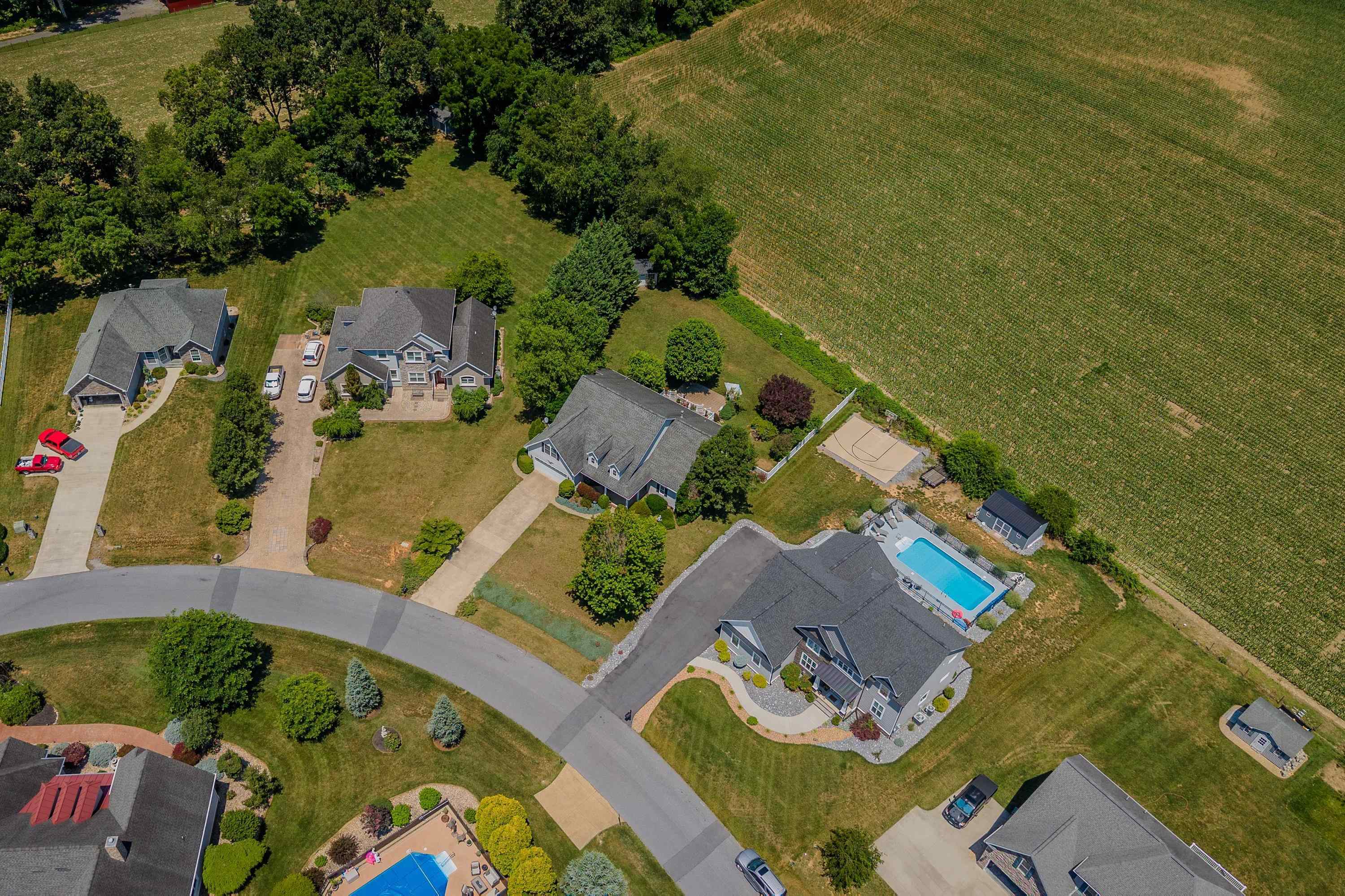 242 KENSINGTON DR, ELKTON, Virginia 22827, 3 Bedrooms Bedrooms, ,3 BathroomsBathrooms,Residential,242 KENSINGTON DR,679695 MLS # 679695 242 KENSINGTON DR, ELKTON, Virginia 22827, 3 Bedrooms Bedrooms, ,3 BathroomsBathrooms,Residential,242 KENSINGTON DR,679695 MLS # 679695