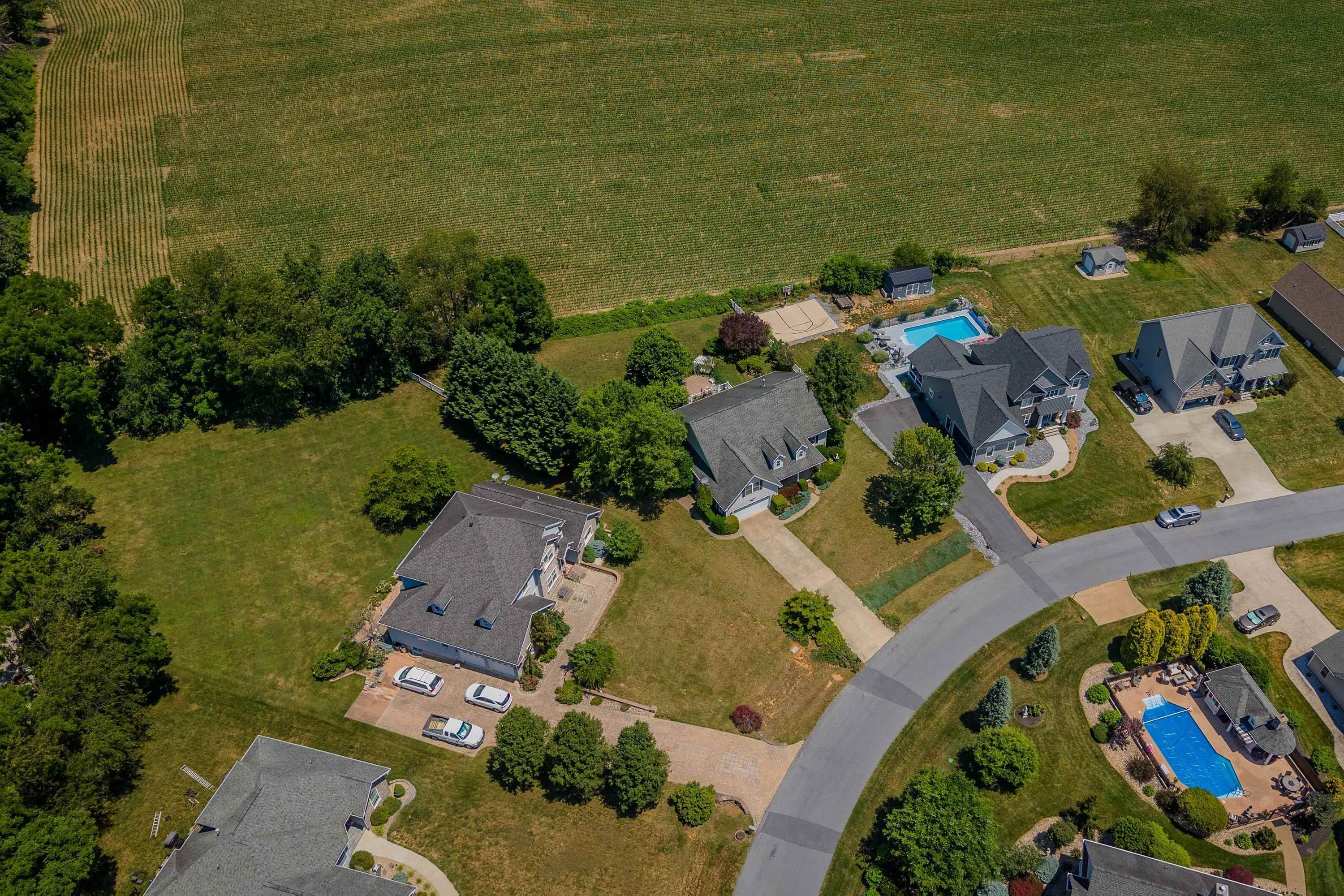 242 KENSINGTON DR, ELKTON, Virginia 22827, 3 Bedrooms Bedrooms, ,3 BathroomsBathrooms,Residential,242 KENSINGTON DR,679695 MLS # 679695 242 KENSINGTON DR, ELKTON, Virginia 22827, 3 Bedrooms Bedrooms, ,3 BathroomsBathrooms,Residential,242 KENSINGTON DR,679695 MLS # 679695