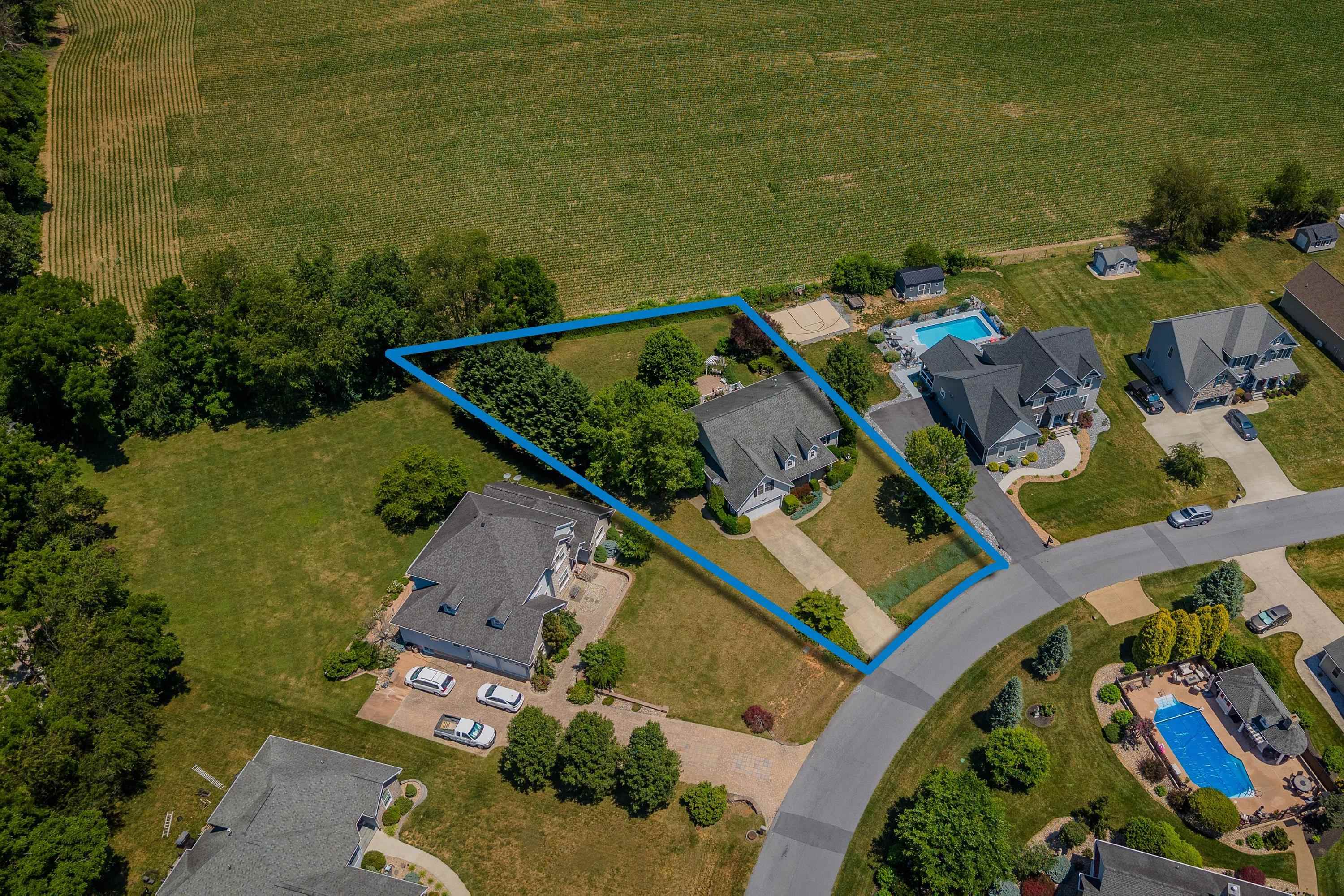 242 KENSINGTON DR, ELKTON, Virginia 22827, 3 Bedrooms Bedrooms, ,3 BathroomsBathrooms,Residential,242 KENSINGTON DR,679695 MLS # 679695 242 KENSINGTON DR, ELKTON, Virginia 22827, 3 Bedrooms Bedrooms, ,3 BathroomsBathrooms,Residential,242 KENSINGTON DR,679695 MLS # 679695