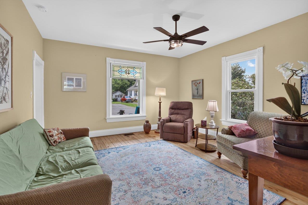 308 BROAD ST, BRIDGEWATER, Virginia 22812, 3 Bedrooms Bedrooms, ,2 BathroomsBathrooms,Residential,308 BROAD ST,679696 MLS # 679696 308 BROAD ST, BRIDGEWATER, Virginia 22812, 3 Bedrooms Bedrooms, ,2 BathroomsBathrooms,Residential,308 BROAD ST,679696 MLS # 679696
