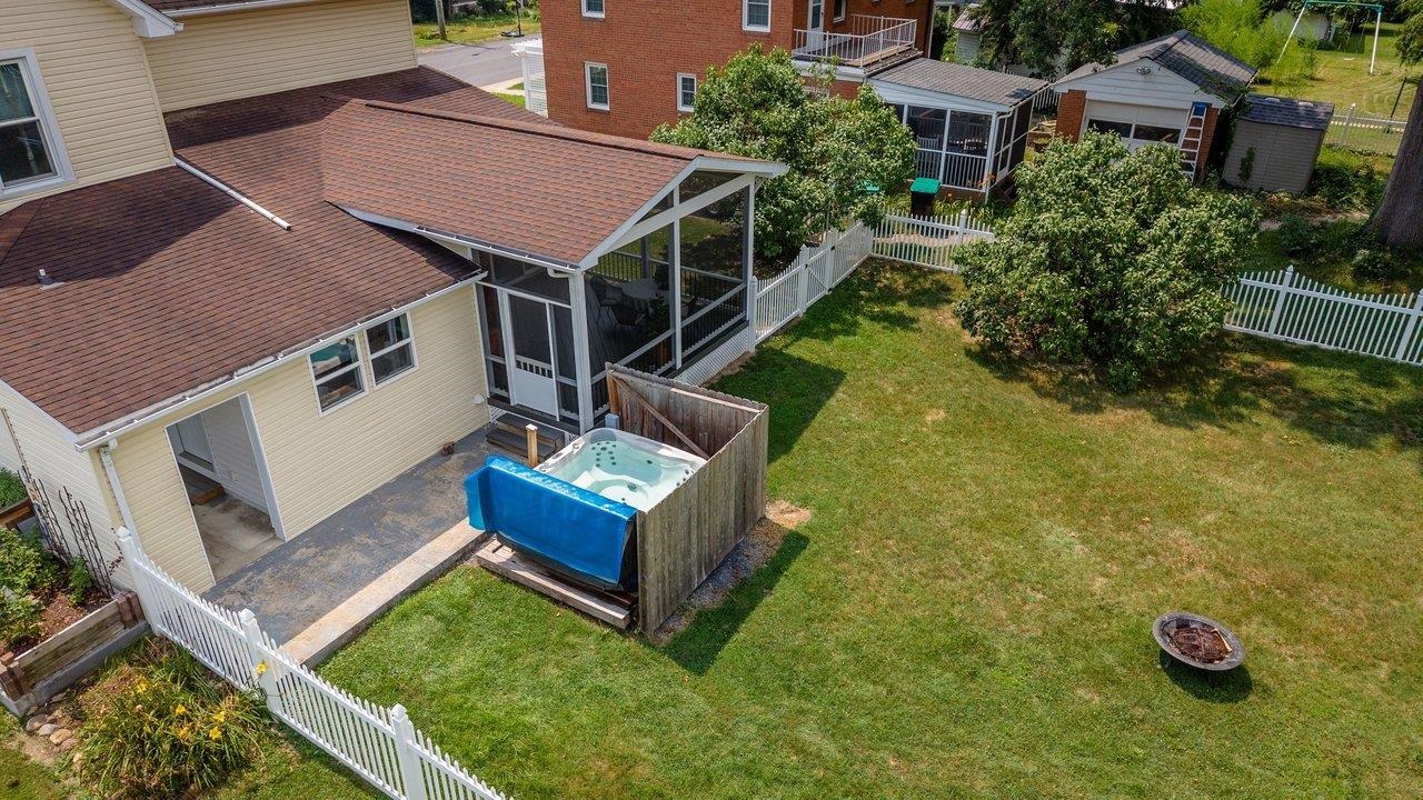 308 BROAD ST, BRIDGEWATER, Virginia 22812, 3 Bedrooms Bedrooms, ,2 BathroomsBathrooms,Residential,308 BROAD ST,679696 MLS # 679696 308 BROAD ST, BRIDGEWATER, Virginia 22812, 3 Bedrooms Bedrooms, ,2 BathroomsBathrooms,Residential,308 BROAD ST,679696 MLS # 679696