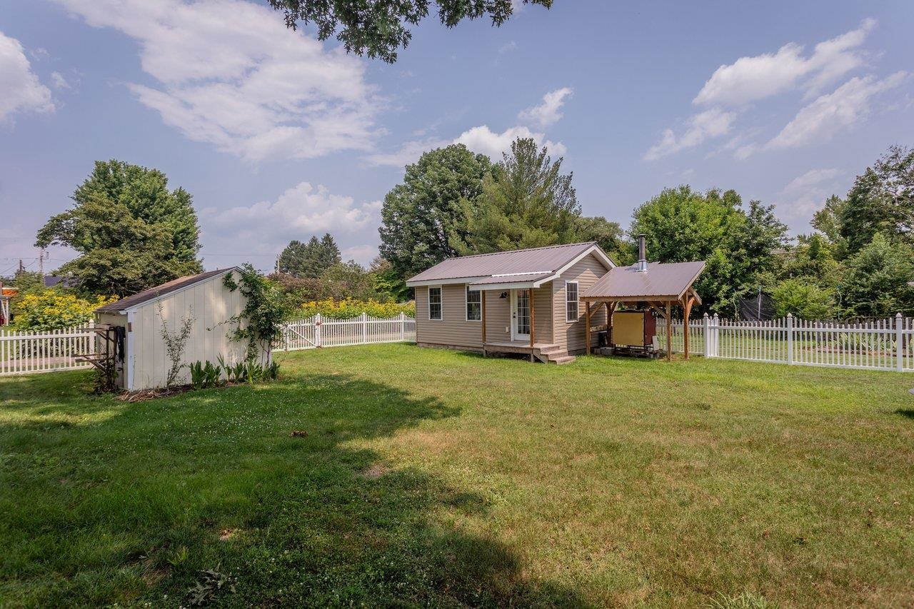 308 BROAD ST, BRIDGEWATER, Virginia 22812, 3 Bedrooms Bedrooms, ,2 BathroomsBathrooms,Residential,308 BROAD ST,679696 MLS # 679696 308 BROAD ST, BRIDGEWATER, Virginia 22812, 3 Bedrooms Bedrooms, ,2 BathroomsBathrooms,Residential,308 BROAD ST,679696 MLS # 679696