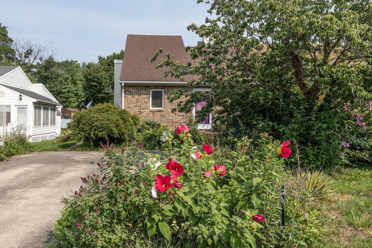 993 MISTY CT, ROCKINGHAM, Virginia 22801, 2 Bedrooms Bedrooms, ,1 BathroomBathrooms,Residential,993 MISTY CT,679697 MLS # 679697 993 MISTY CT, ROCKINGHAM, Virginia 22801, 2 Bedrooms Bedrooms, ,1 BathroomBathrooms,Residential,993 MISTY CT,679697 MLS # 679697