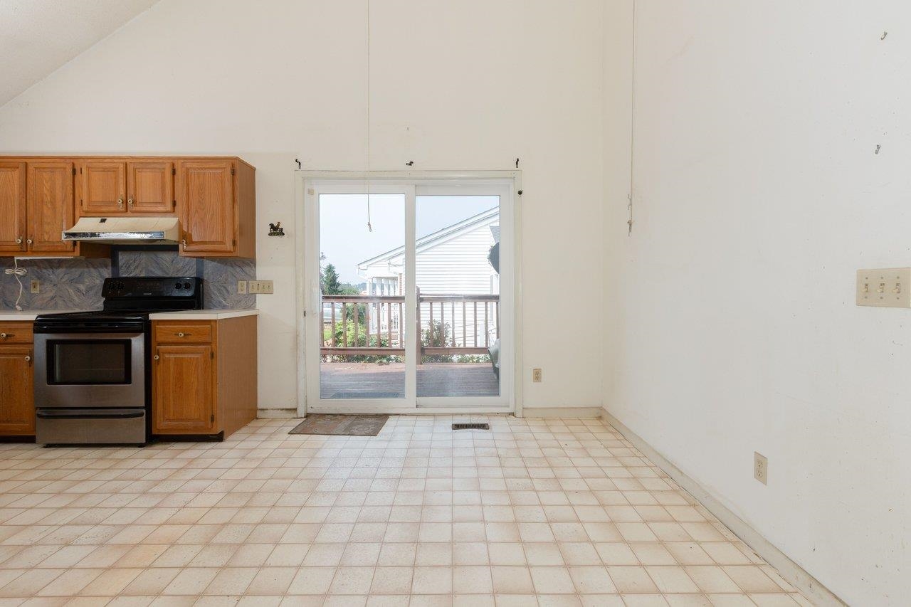 993 MISTY CT, ROCKINGHAM, Virginia 22801, 2 Bedrooms Bedrooms, ,1 BathroomBathrooms,Residential,993 MISTY CT,679697 MLS # 679697 993 MISTY CT, ROCKINGHAM, Virginia 22801, 2 Bedrooms Bedrooms, ,1 BathroomBathrooms,Residential,993 MISTY CT,679697 MLS # 679697