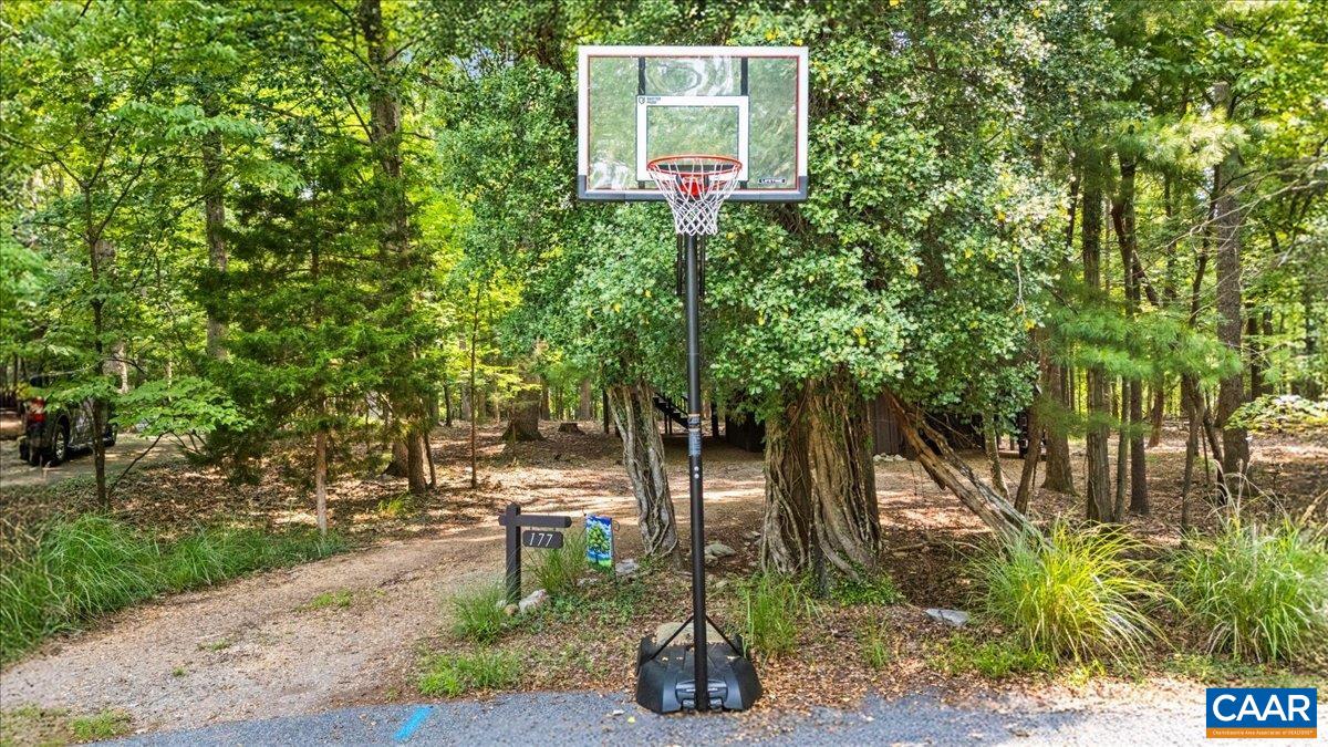 177 KAYLOR CIR, MCGAHEYSVILLE, Virginia 22840, 3 Bedrooms Bedrooms, ,2 BathroomsBathrooms,Residential,Chalet,177 KAYLOR CIR,679698 MLS # 679698 177 KAYLOR CIR, MCGAHEYSVILLE, Virginia 22840, 3 Bedrooms Bedrooms, ,2 BathroomsBathrooms,Residential,Chalet,177 KAYLOR CIR,679698 MLS # 679698