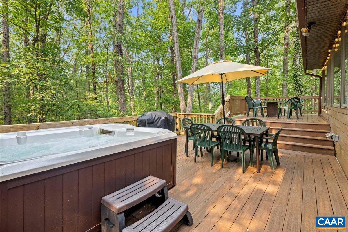 2715 LANIER LN, MCGAHEYSVILLE, Virginia 22840, 3 Bedrooms Bedrooms, ,2 BathroomsBathrooms,Residential,Contemporary,2715 LANIER LN,679701 MLS # 679701 2715 LANIER LN, MCGAHEYSVILLE, Virginia 22840, 3 Bedrooms Bedrooms, ,2 BathroomsBathrooms,Residential,Contemporary,2715 LANIER LN,679701 MLS # 679701