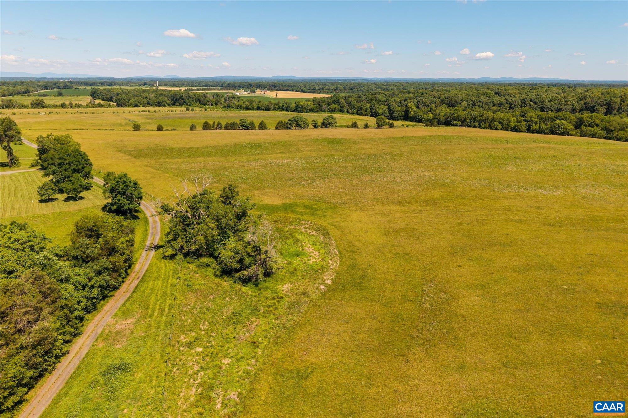Block 4700 MIDLAND RD, MIDLAND, Virginia 22728, ,Farm,FARMLAND ON MIDLAND ROAD,Block 4700 MIDLAND RD,679724 MLS # 679724