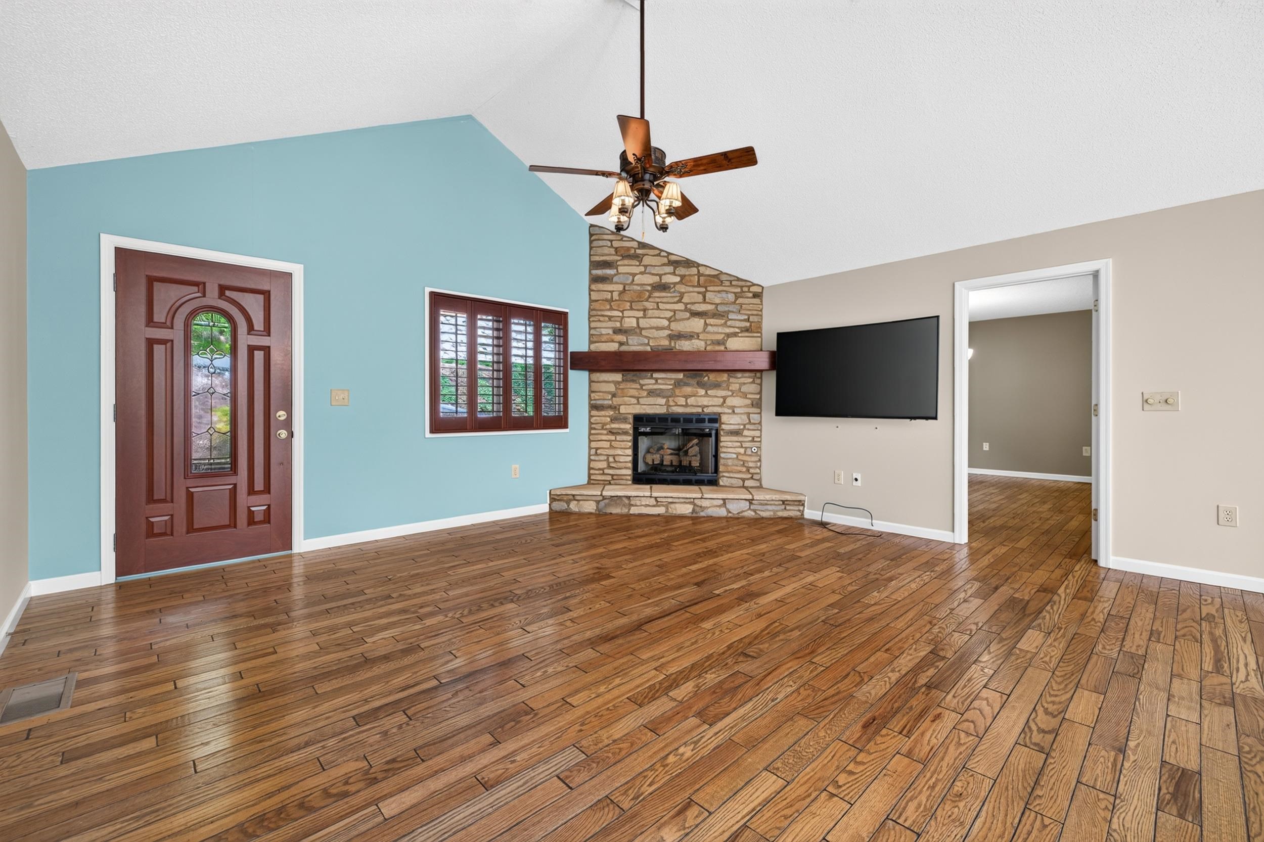258 TURKEY DR, MCGAHEYSVILLE, Virginia 22840, 6 Bedrooms Bedrooms, ,4 BathroomsBathrooms,Residential,258 TURKEY DR,679710 MLS # 679710 258 TURKEY DR, MCGAHEYSVILLE, Virginia 22840, 6 Bedrooms Bedrooms, ,4 BathroomsBathrooms,Residential,258 TURKEY DR,679710 MLS # 679710