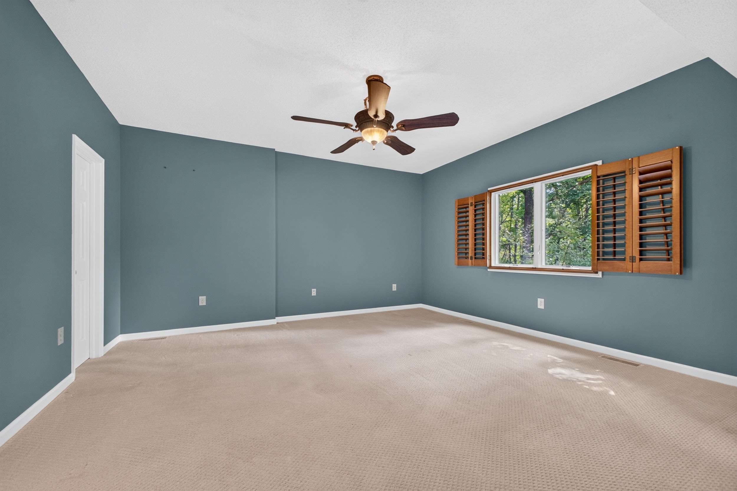 258 TURKEY DR, MCGAHEYSVILLE, Virginia 22840, 6 Bedrooms Bedrooms, ,4 BathroomsBathrooms,Residential,258 TURKEY DR,679710 MLS # 679710 258 TURKEY DR, MCGAHEYSVILLE, Virginia 22840, 6 Bedrooms Bedrooms, ,4 BathroomsBathrooms,Residential,258 TURKEY DR,679710 MLS # 679710