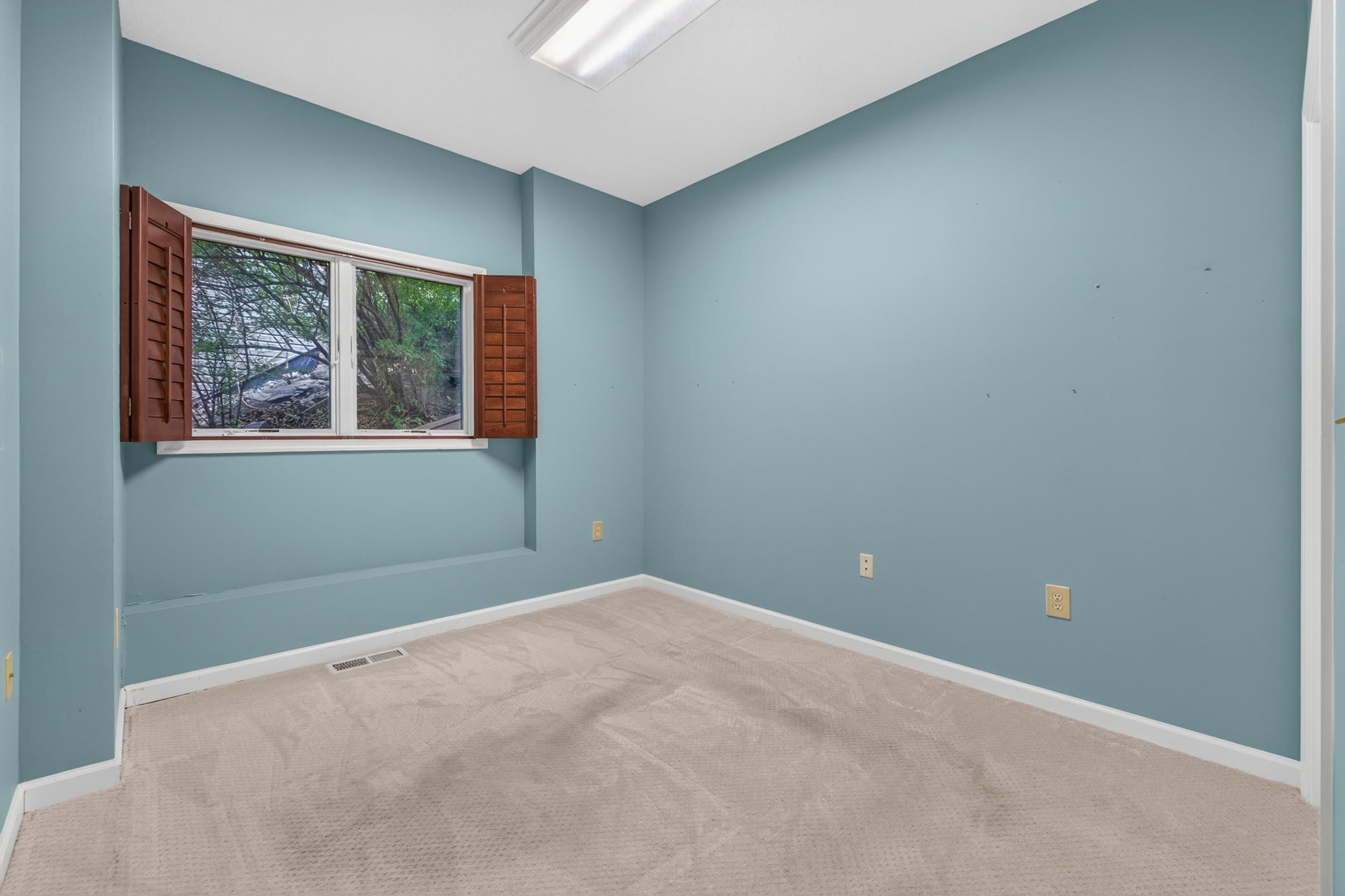 258 TURKEY DR, MCGAHEYSVILLE, Virginia 22840, 6 Bedrooms Bedrooms, ,4 BathroomsBathrooms,Residential,258 TURKEY DR,679710 MLS # 679710 258 TURKEY DR, MCGAHEYSVILLE, Virginia 22840, 6 Bedrooms Bedrooms, ,4 BathroomsBathrooms,Residential,258 TURKEY DR,679710 MLS # 679710